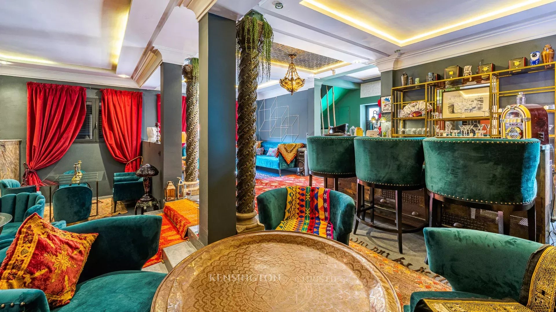 6 Bedroom Villa/Townhouse's Image 6