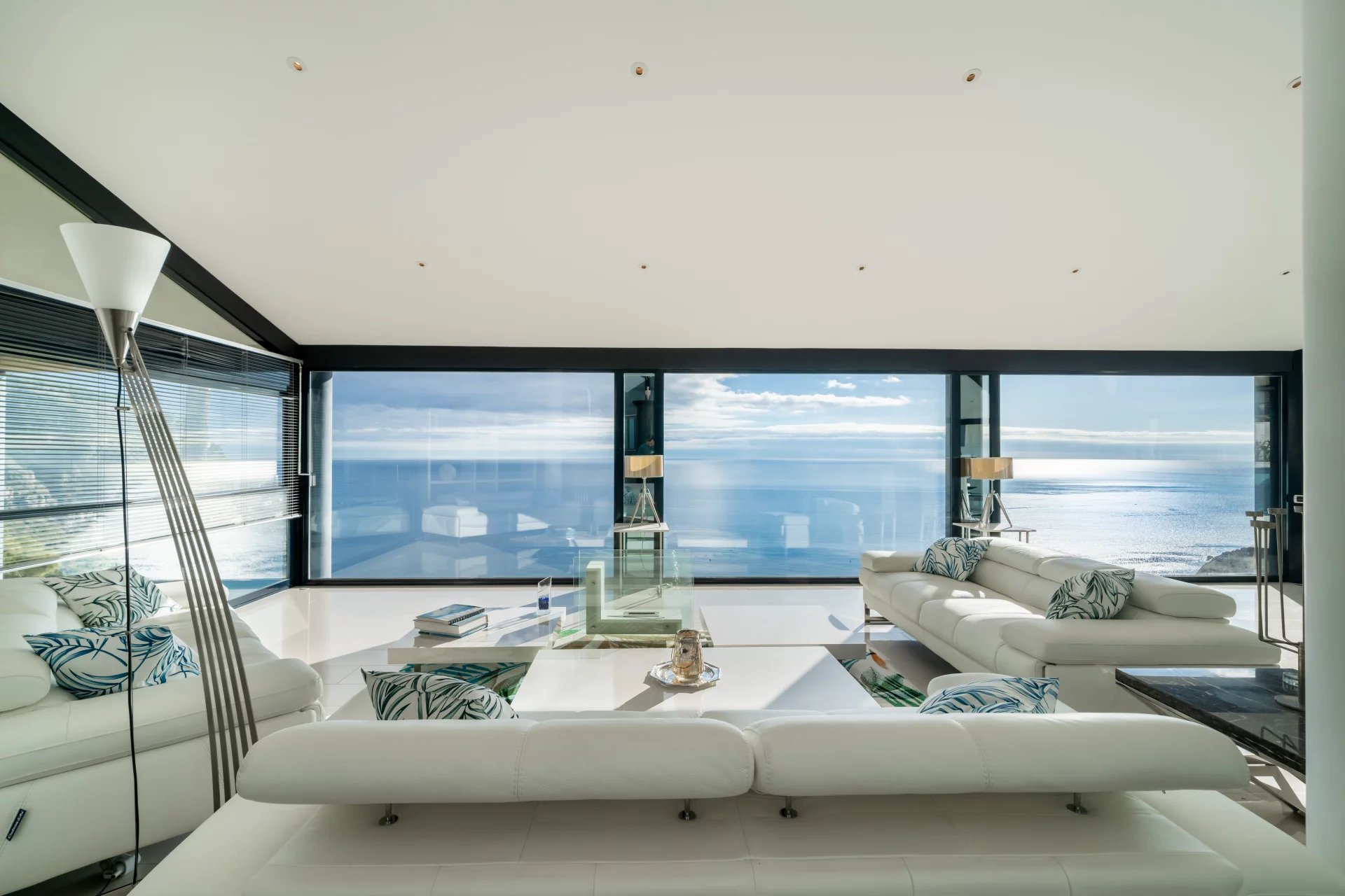 Exceptional Contemporary Villa with Panoramic Sea Views