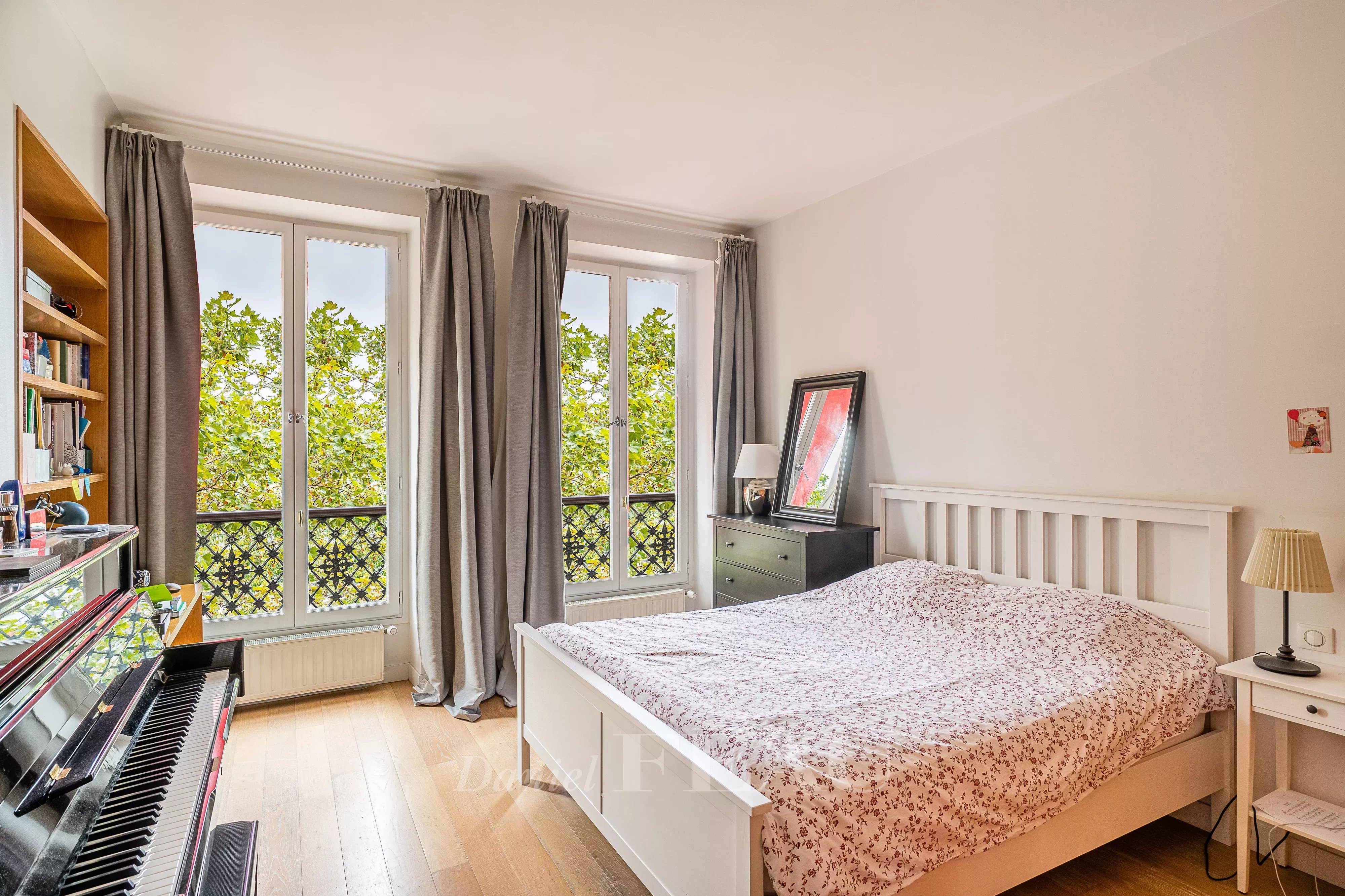 Sale Apartment Paris 6th
