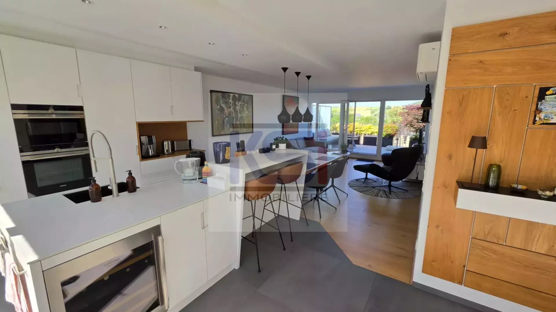Penthouse 2 chambres avec grandes terrasses à Buschdorf