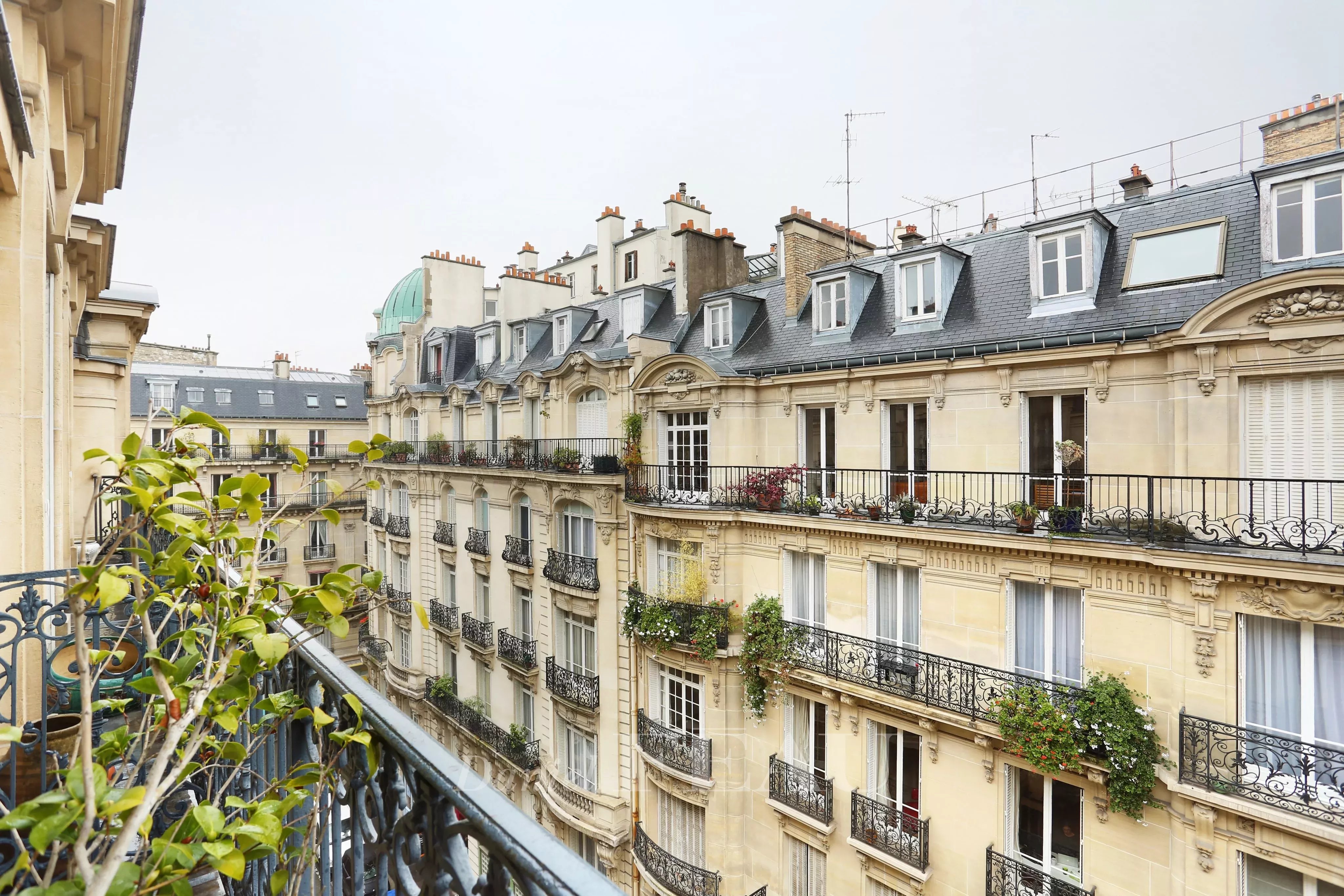 Rental Duplex Paris 17th