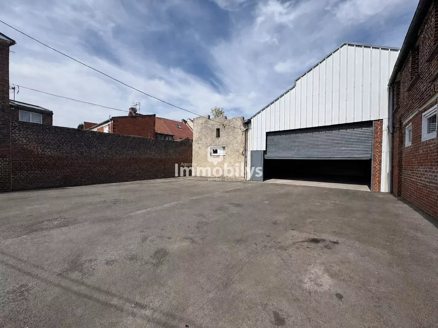 Vente Hangar Waziers