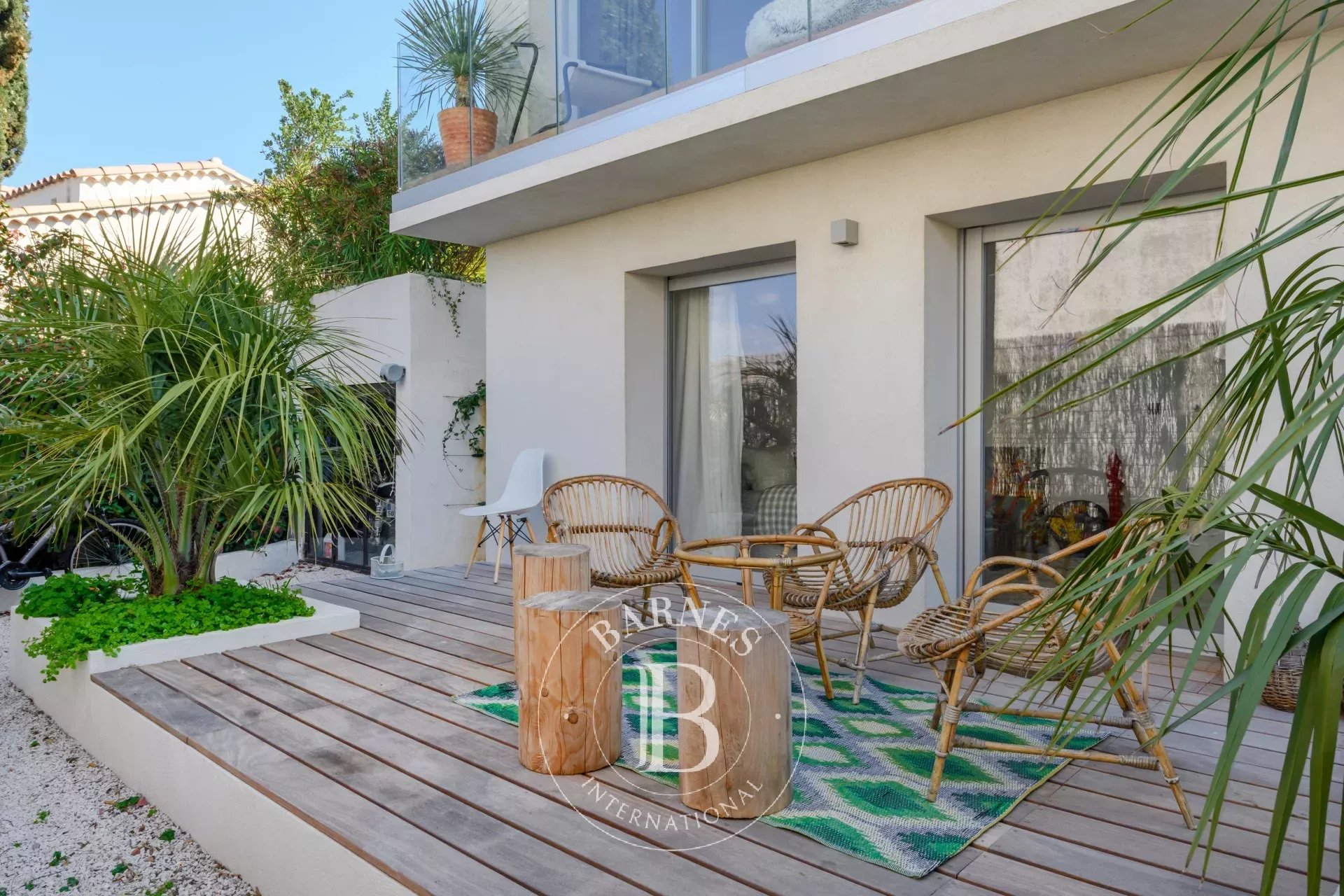 For sale - villa overlooking the sea - Bompard - 3 bedrooms - swimming pool - parking spaces - picture 4