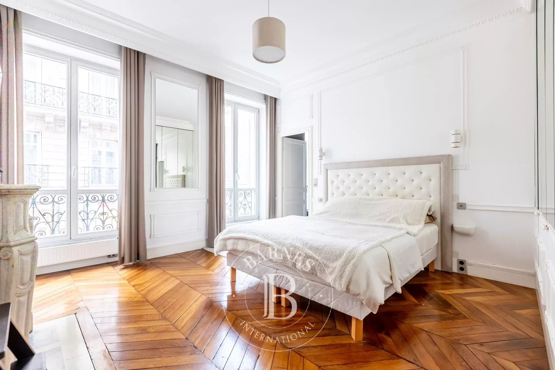 Paris  - Appartement 4 Pi&egrave;ces 2 Chambres - picture 6