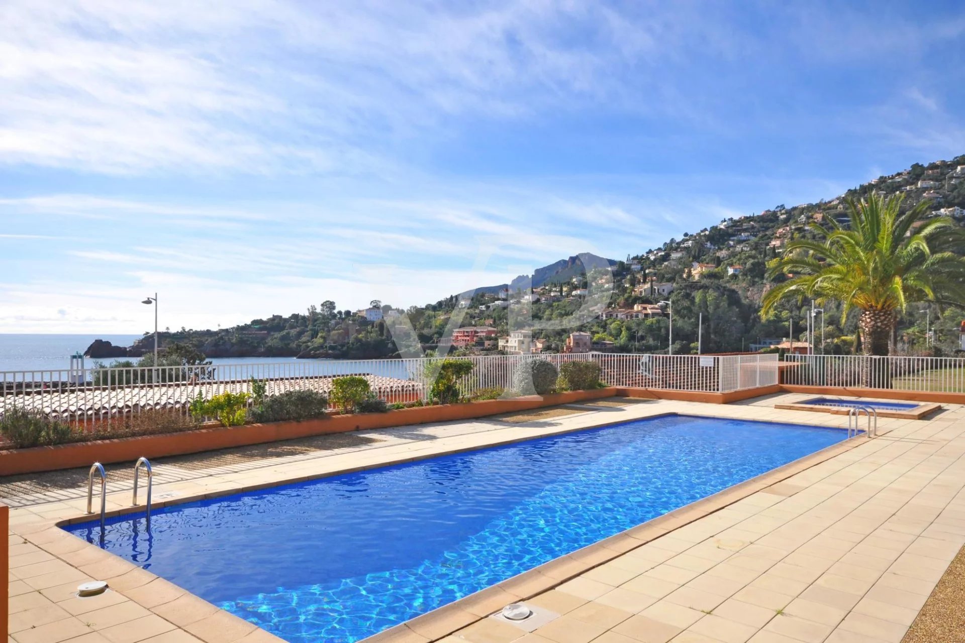 South Facing Sea View Apartment by the Port and Beach