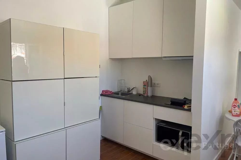 Furnished 2-bedroom apartment in downtown Lisbon 85507002 image 6