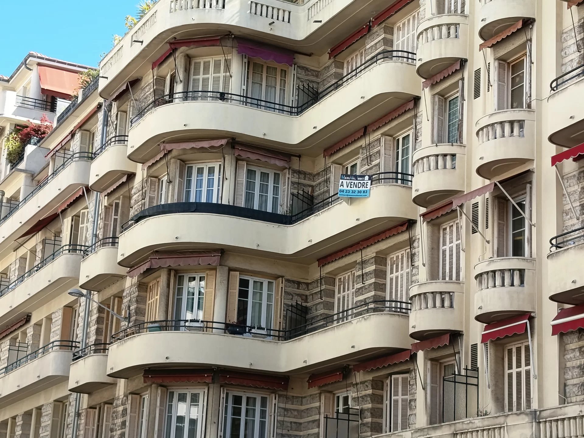 Agence immobilière de 