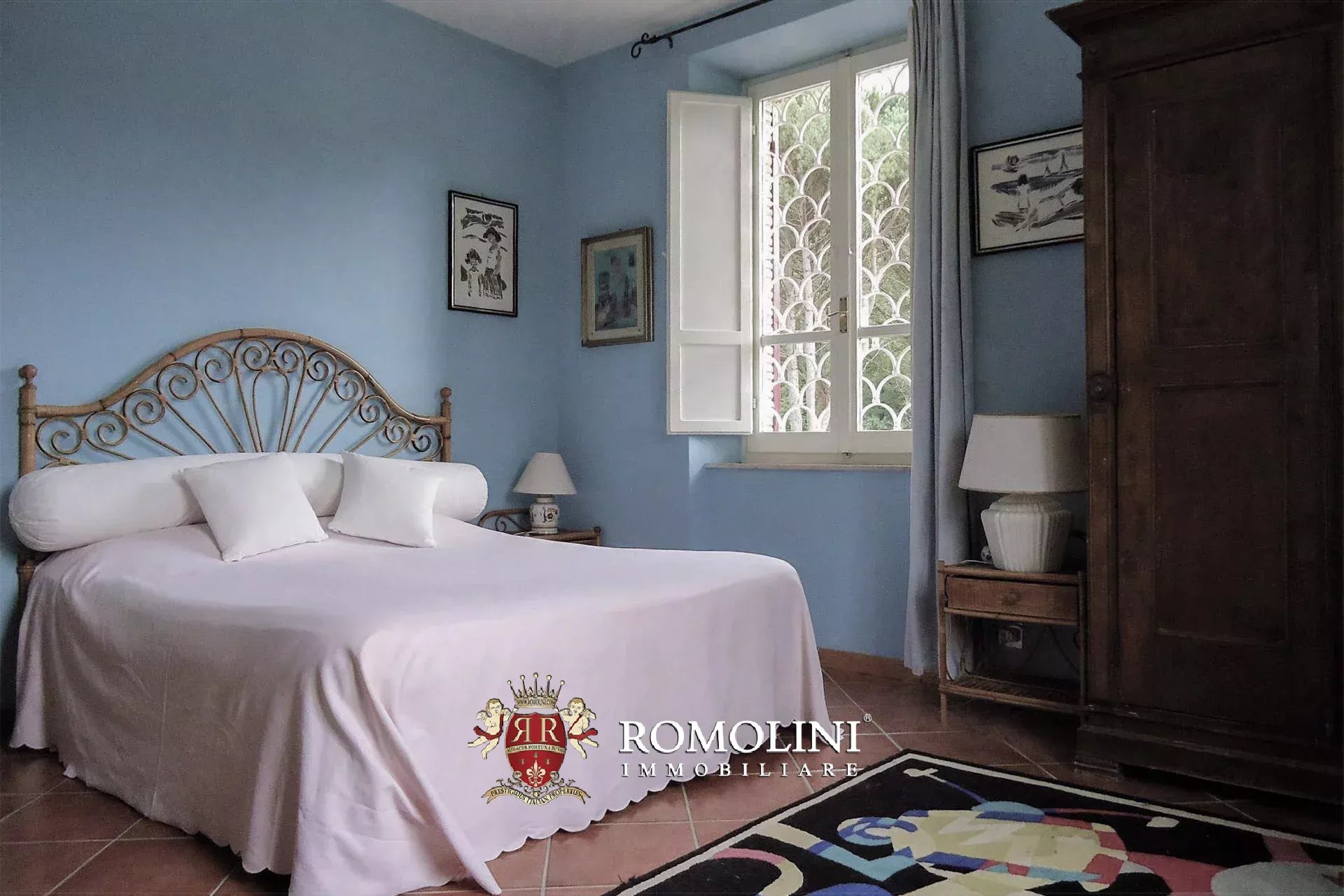 6 Bedroom Villa/Townhouse's Image 35