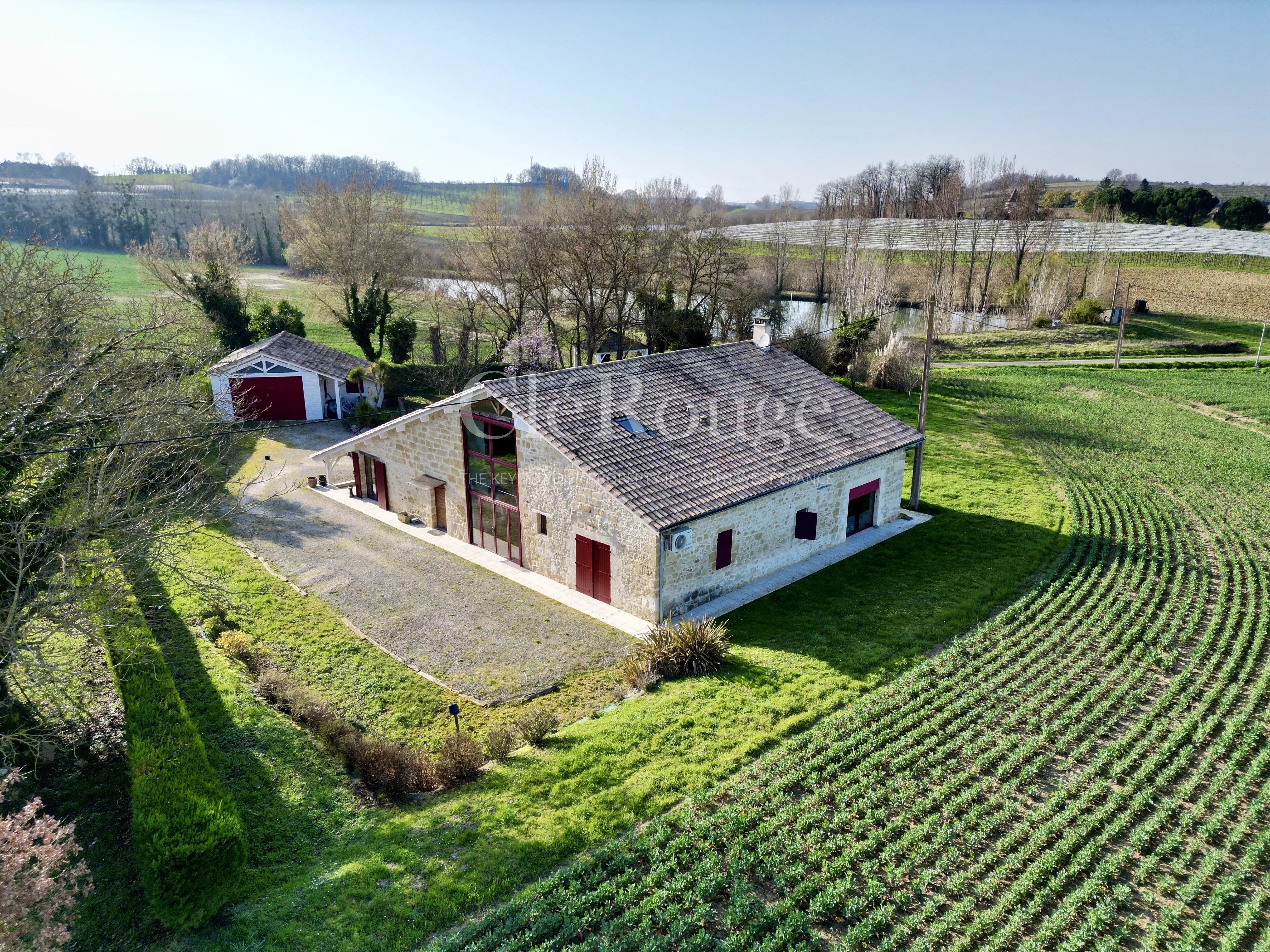House in Duras - view 1