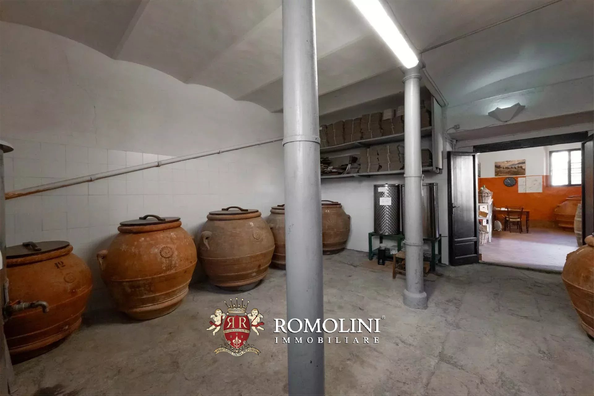 27 Bedroom Vineyard's Image 88