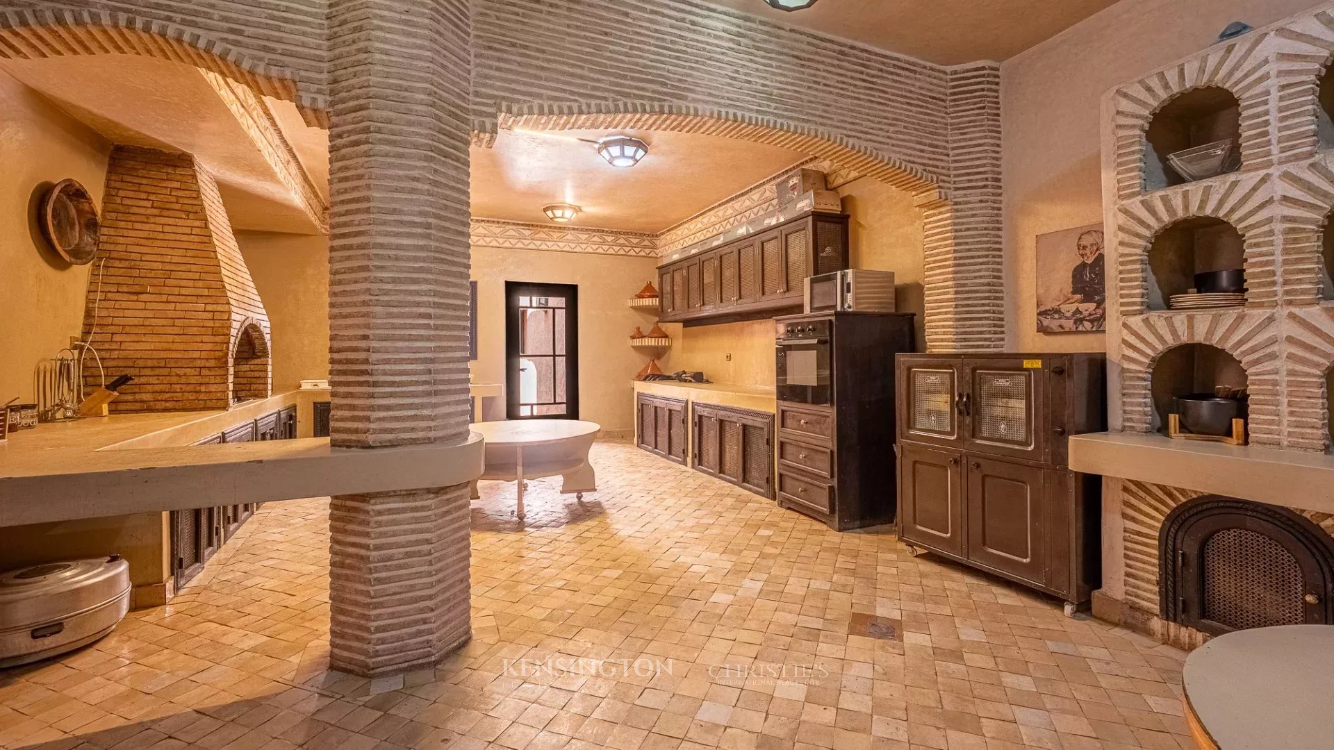 5 Bedroom Villa/Townhouse's Image 28