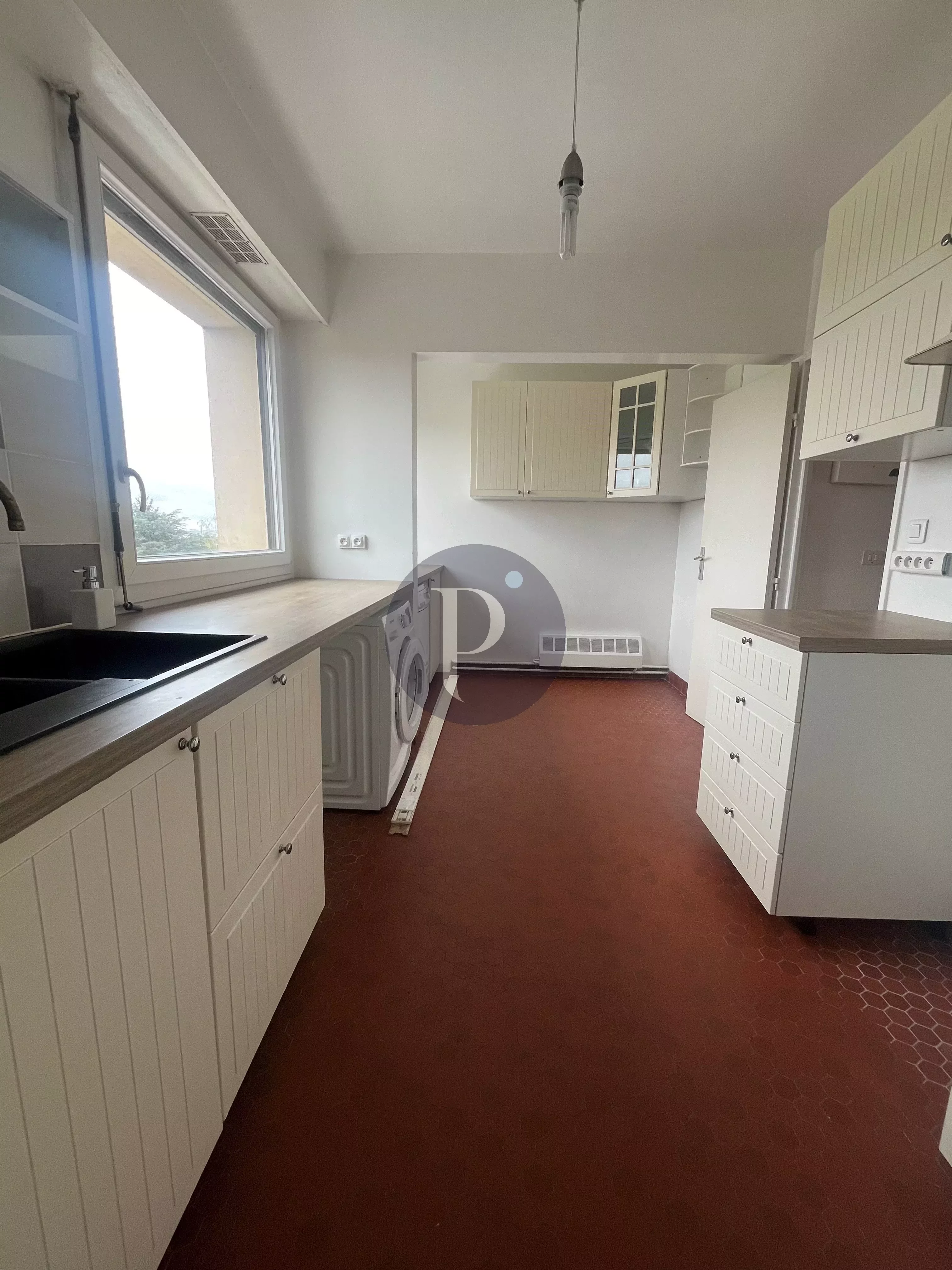 location-appartement-3-pieces-verrieres-le-buisson-85448365