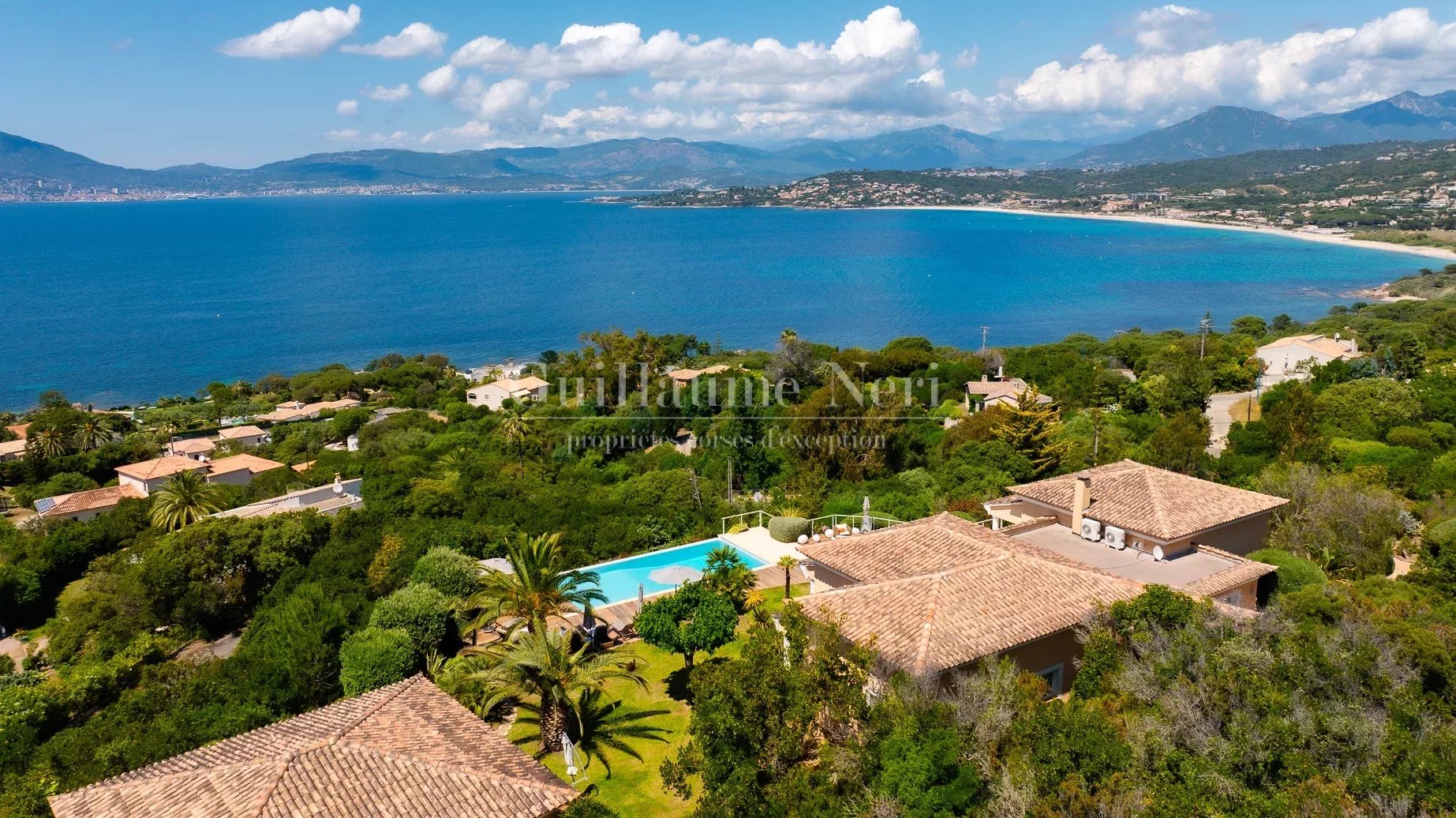 Villa DIMORA- 8 chambres, piscine, vue mer