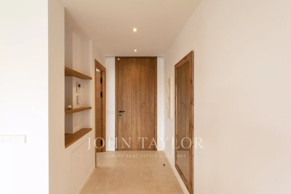 Luxury Villa in Ibiza: Panoramic Family Estate overlooking Dalt Vila — photo 5