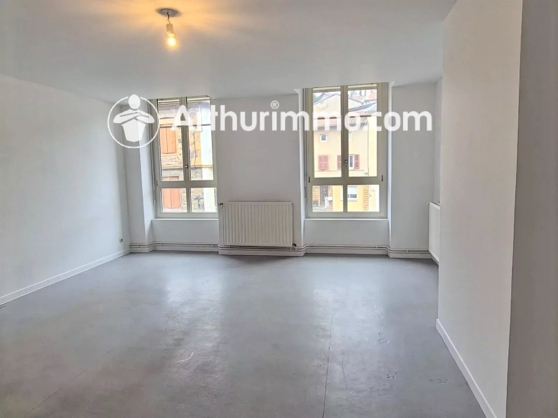 Location Appartement Saint-Forgeux