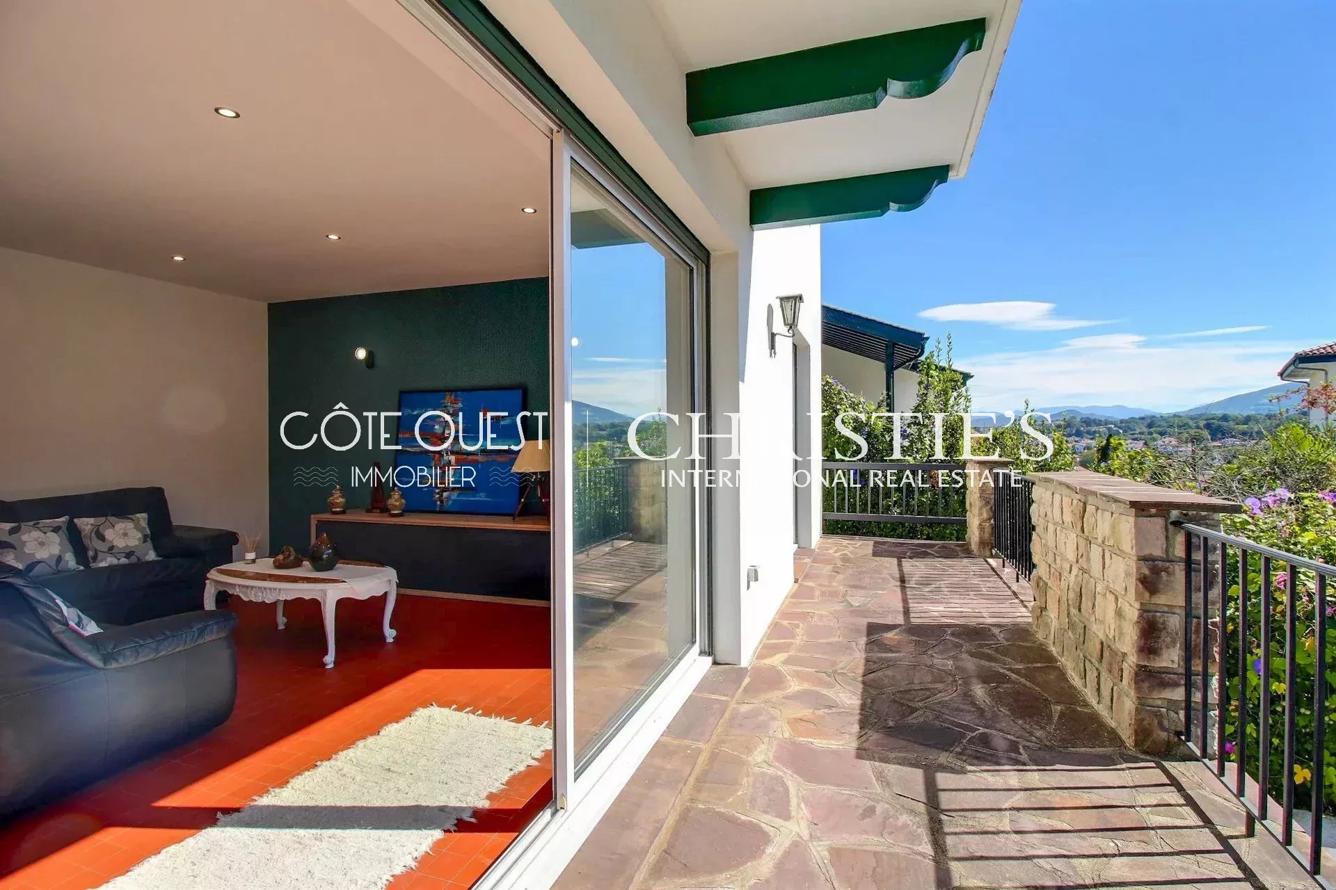 À vendre Ciboure - Appartement 115 m² 5 pièces avec jardin