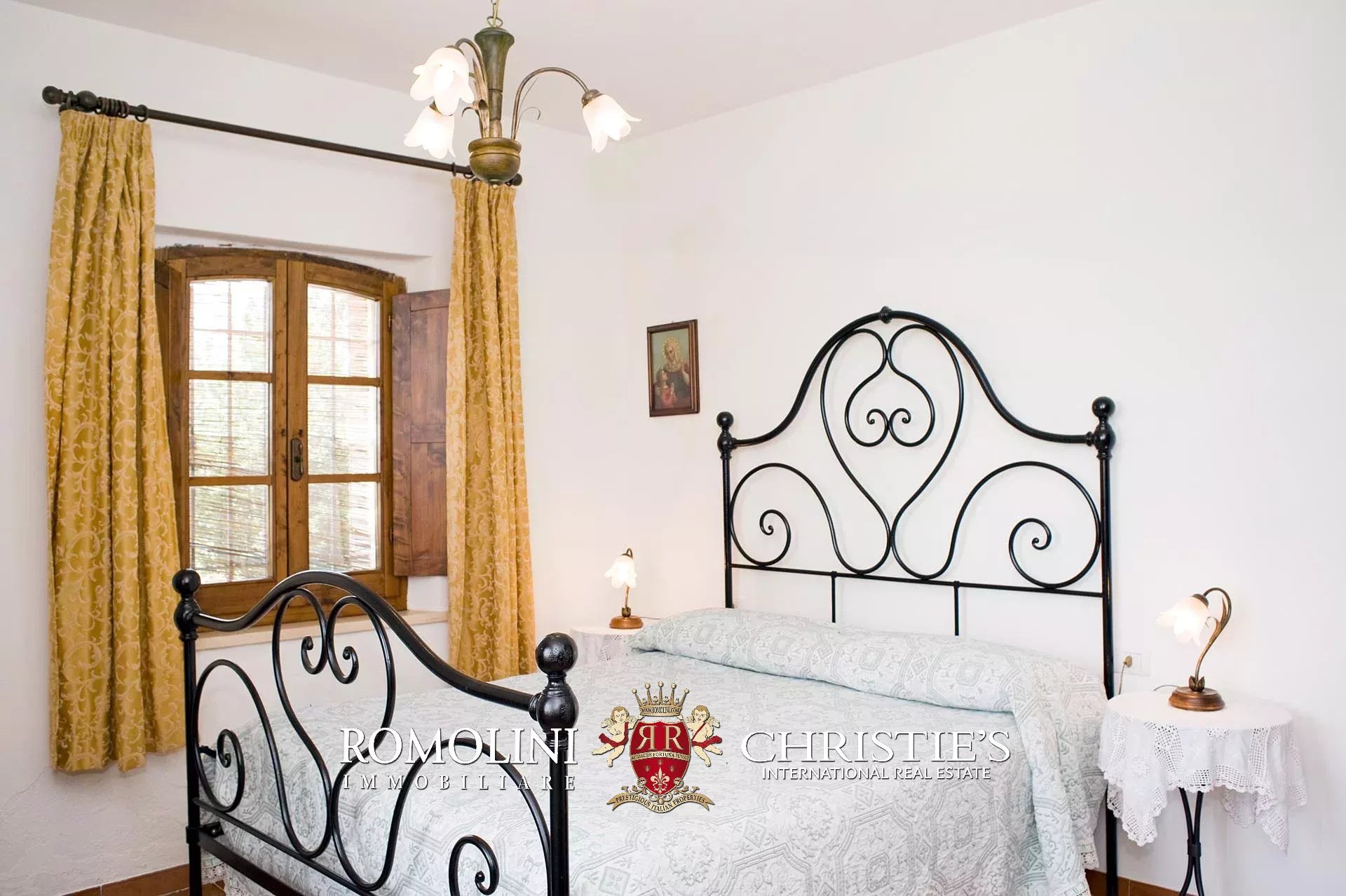 9 Bedroom Villa/Townhouse's Image 56