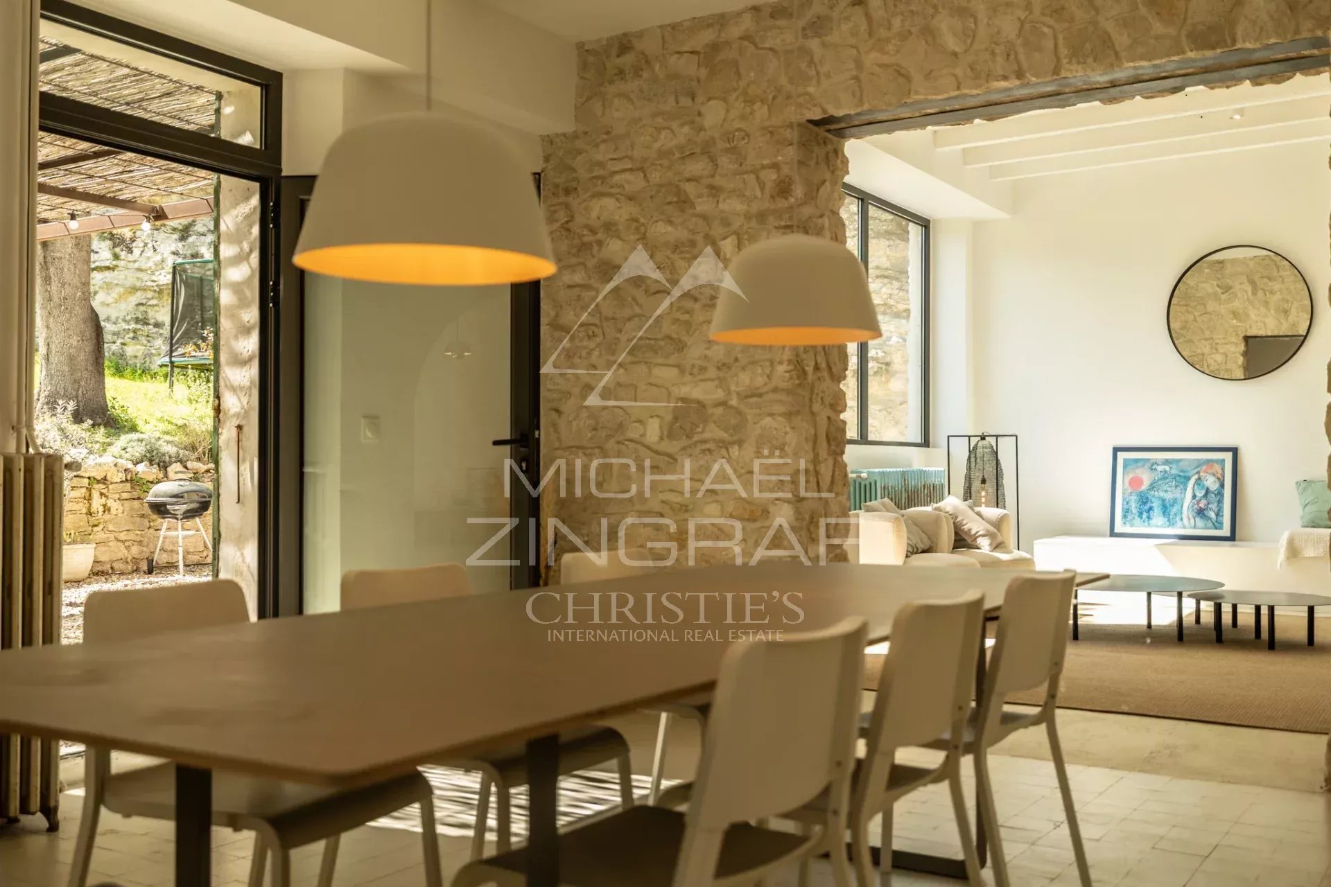6 Bedroom Villa/Townhouse's Image 4