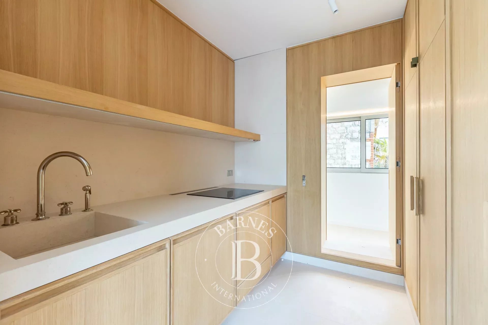 Daire Paris 8ème - picture 9