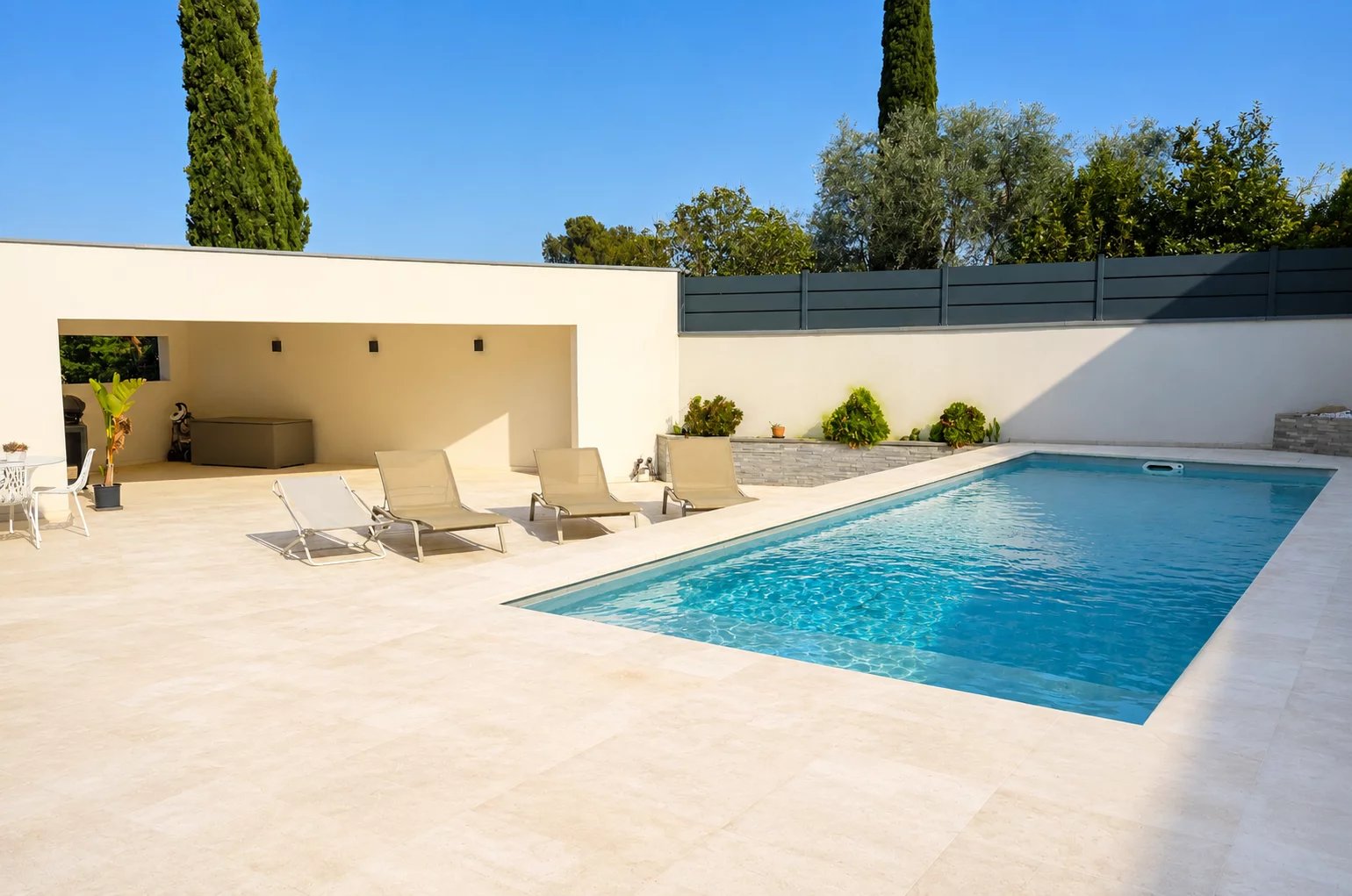 Maison moderne 160m2 - 4 chambres - piscine
