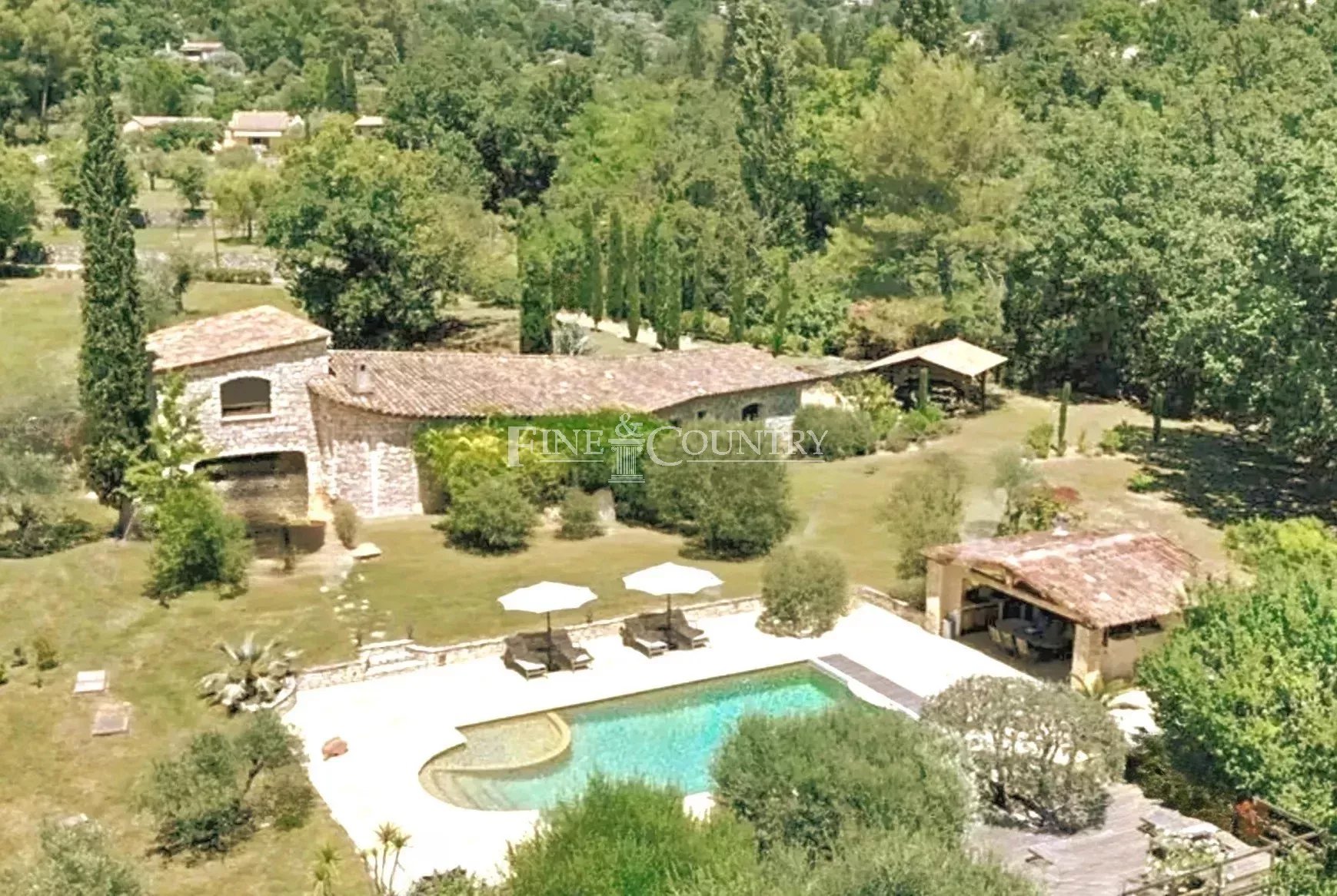 Photo of Stonevilla for sale in Fayence with swimming pool and great views