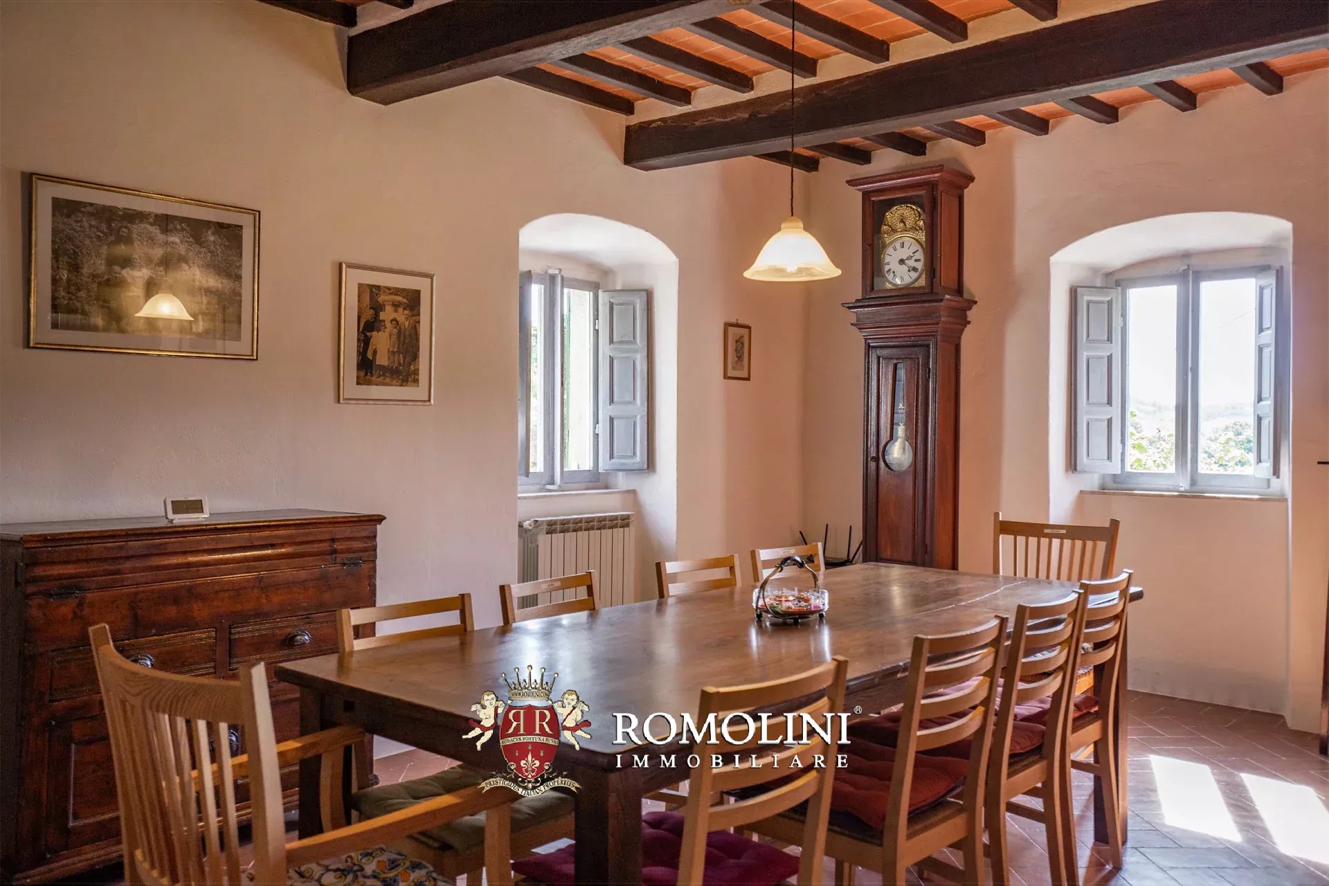 6 Bedroom Villa/Townhouse's Image 39