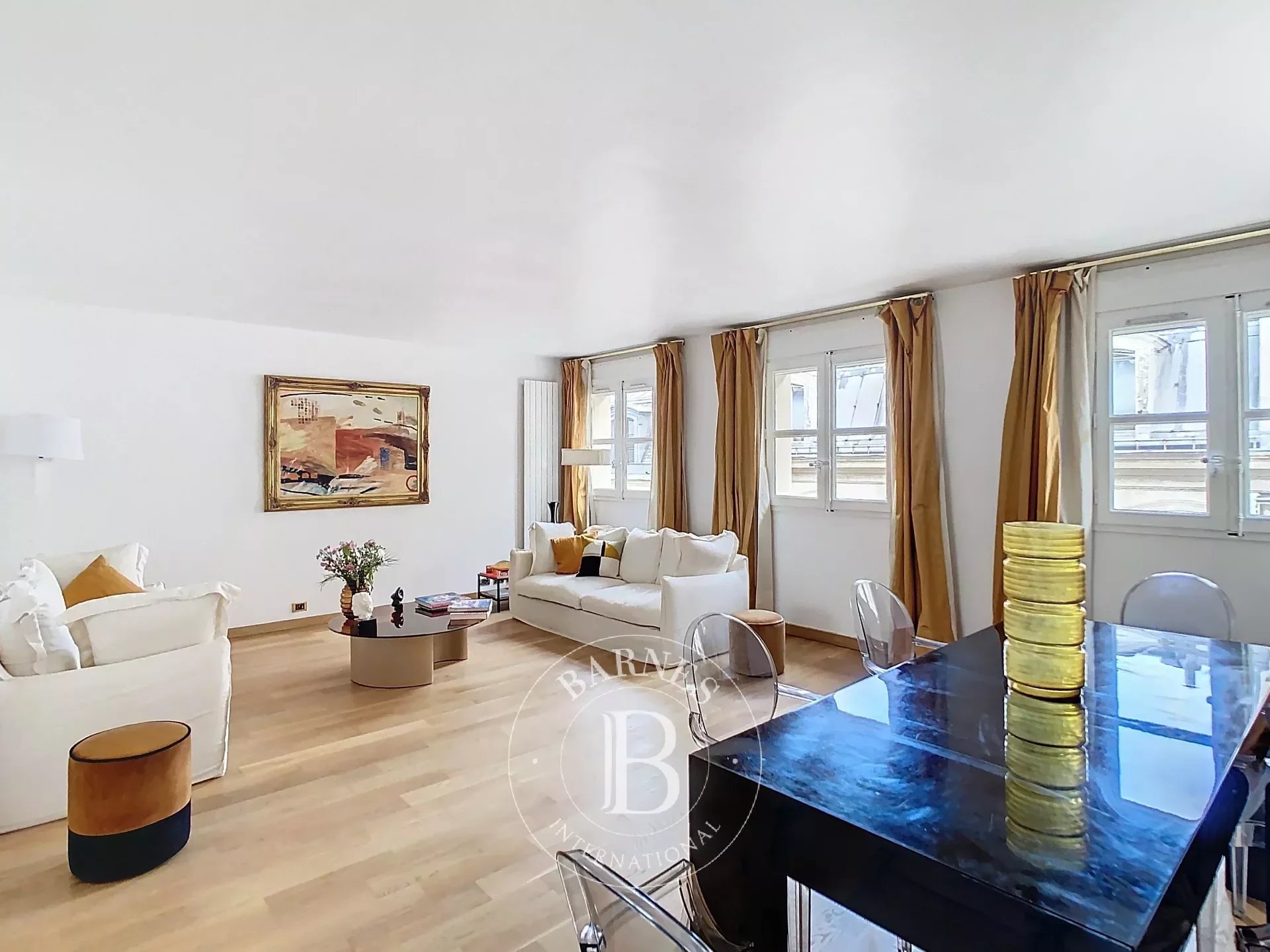 Daire Paris 8ème - picture 6