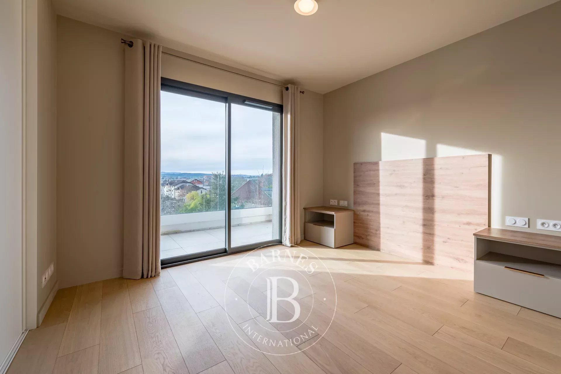 Daire Annecy - picture 7