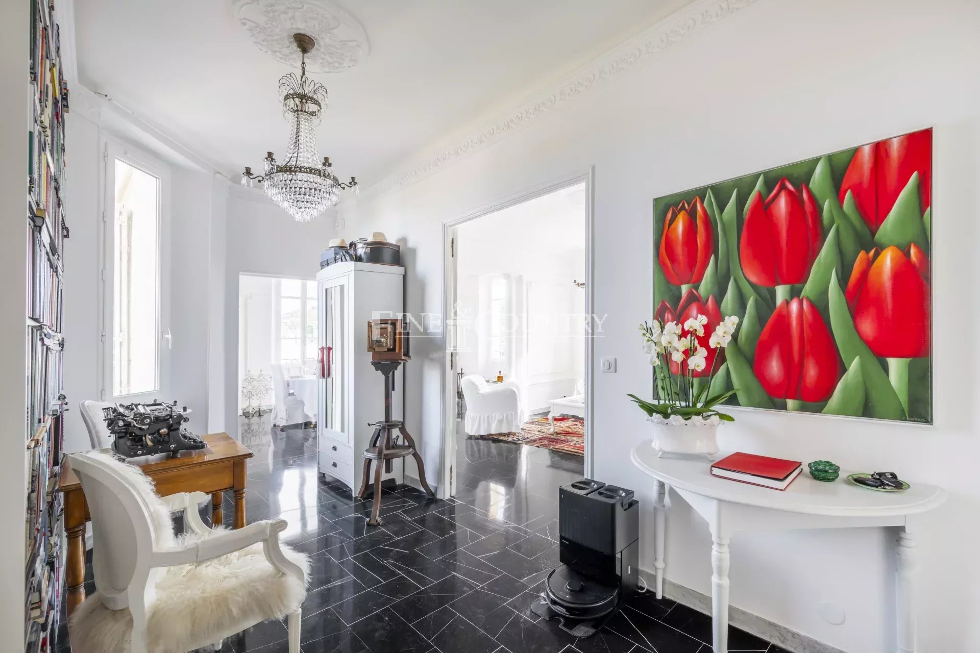 Photo of Bourgeois Apartment For Sale in Cannes