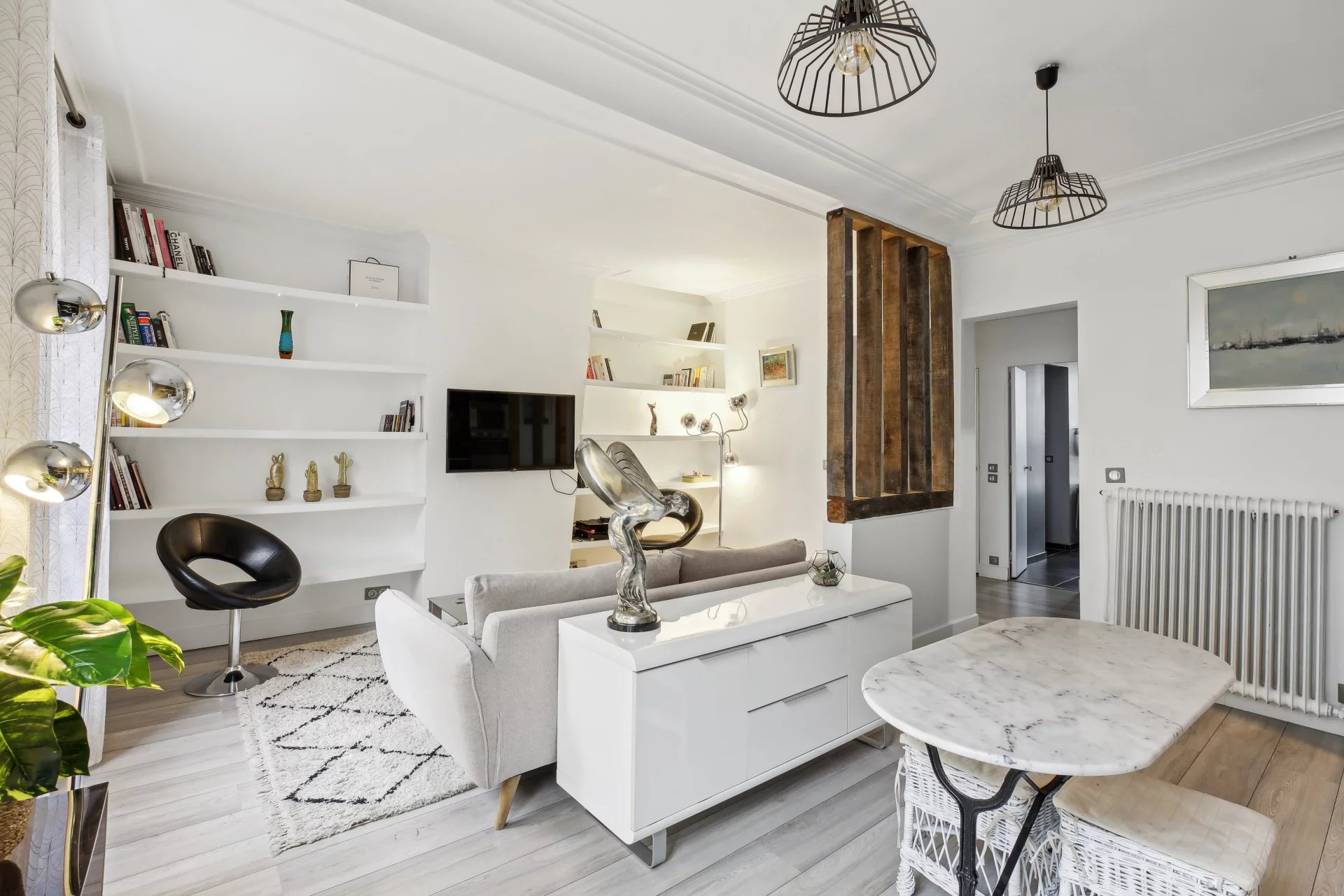 Neuilly - Hôtel de Ville - Two rooms