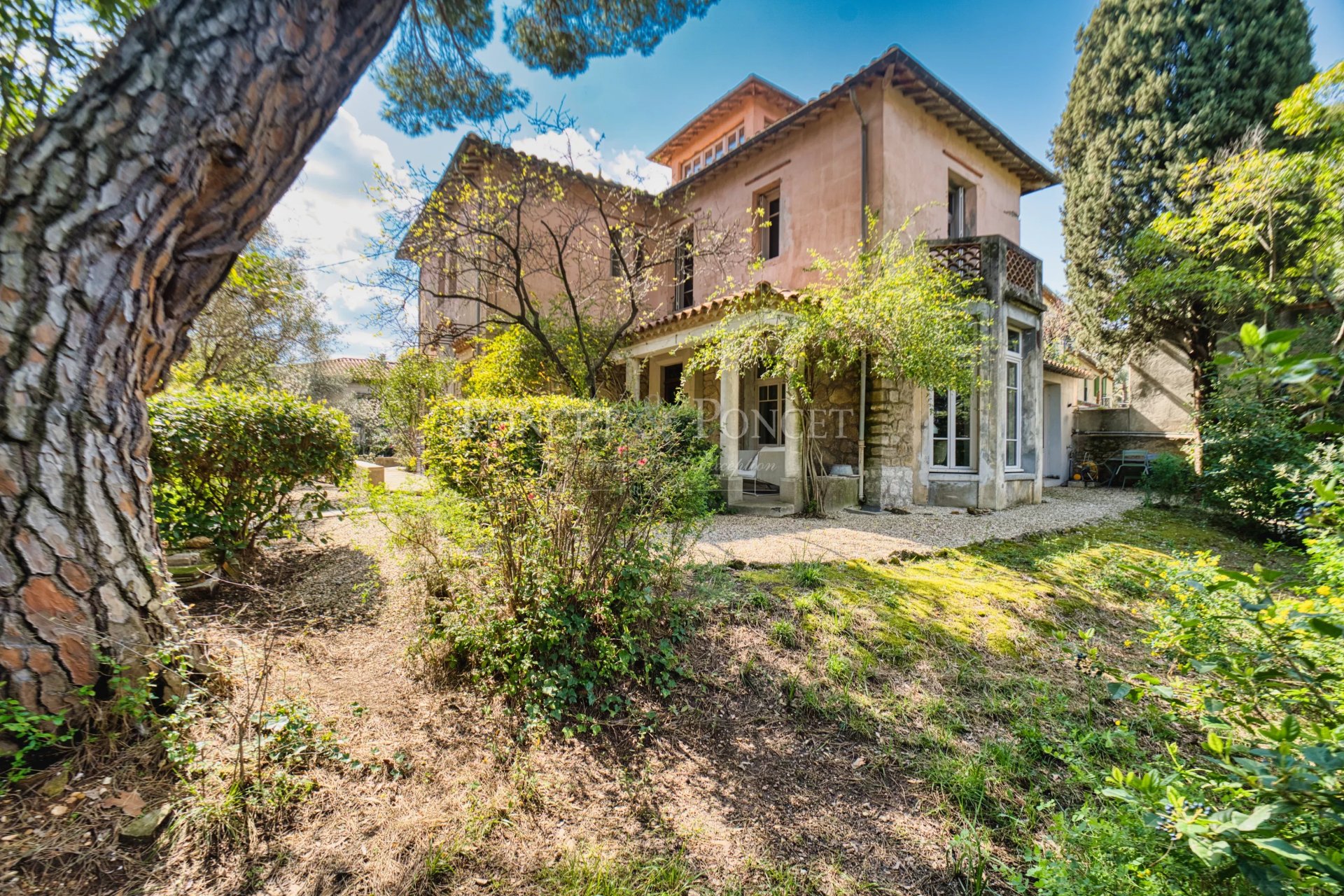 4 Bedroom Villa/Townhouse's Image 11