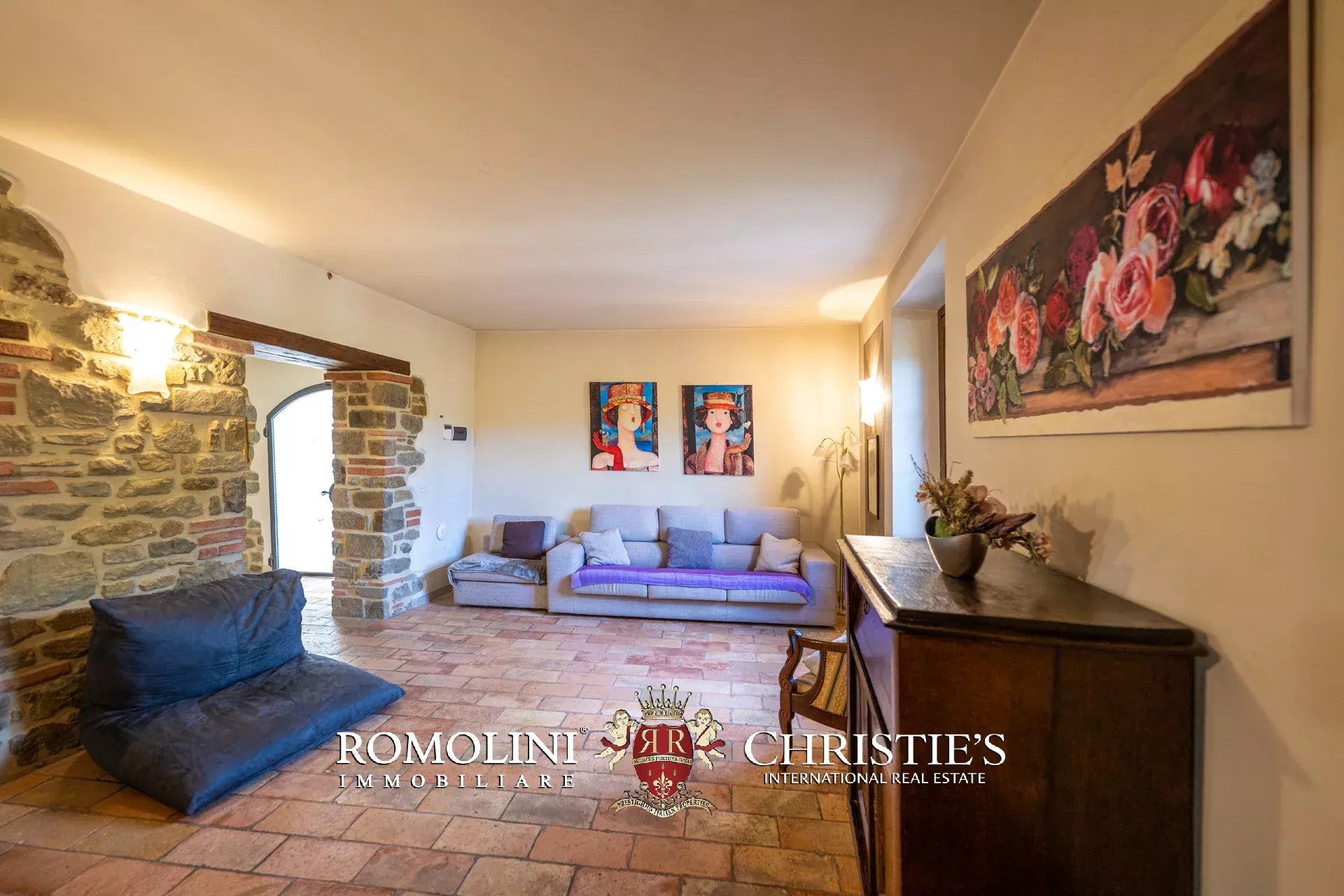 4 Bedroom Villa/Townhouse's Image 19