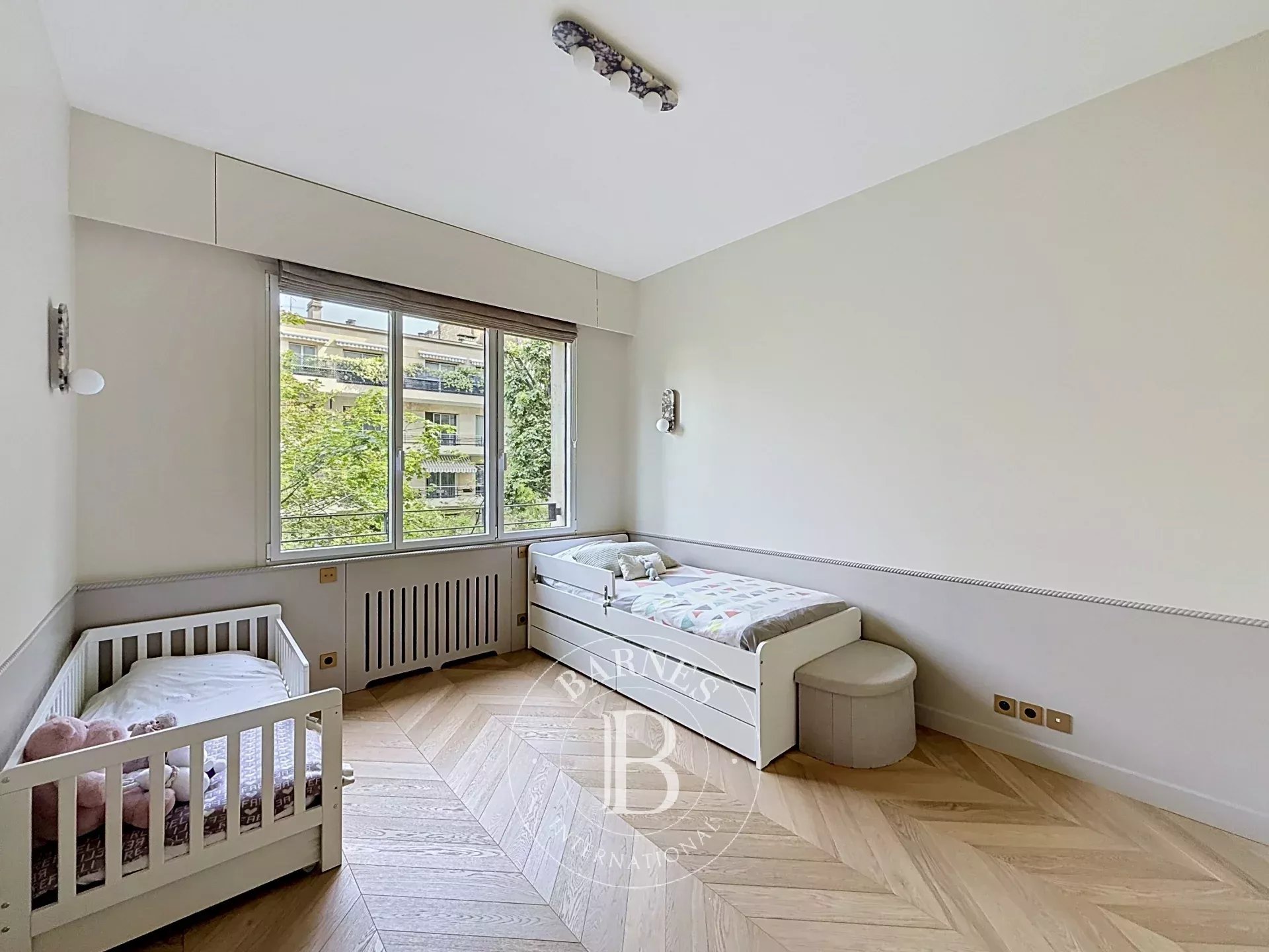 Neuilly-sur-Seine  - Piso 5 Cuartos 3 Habitaciones - picture 11