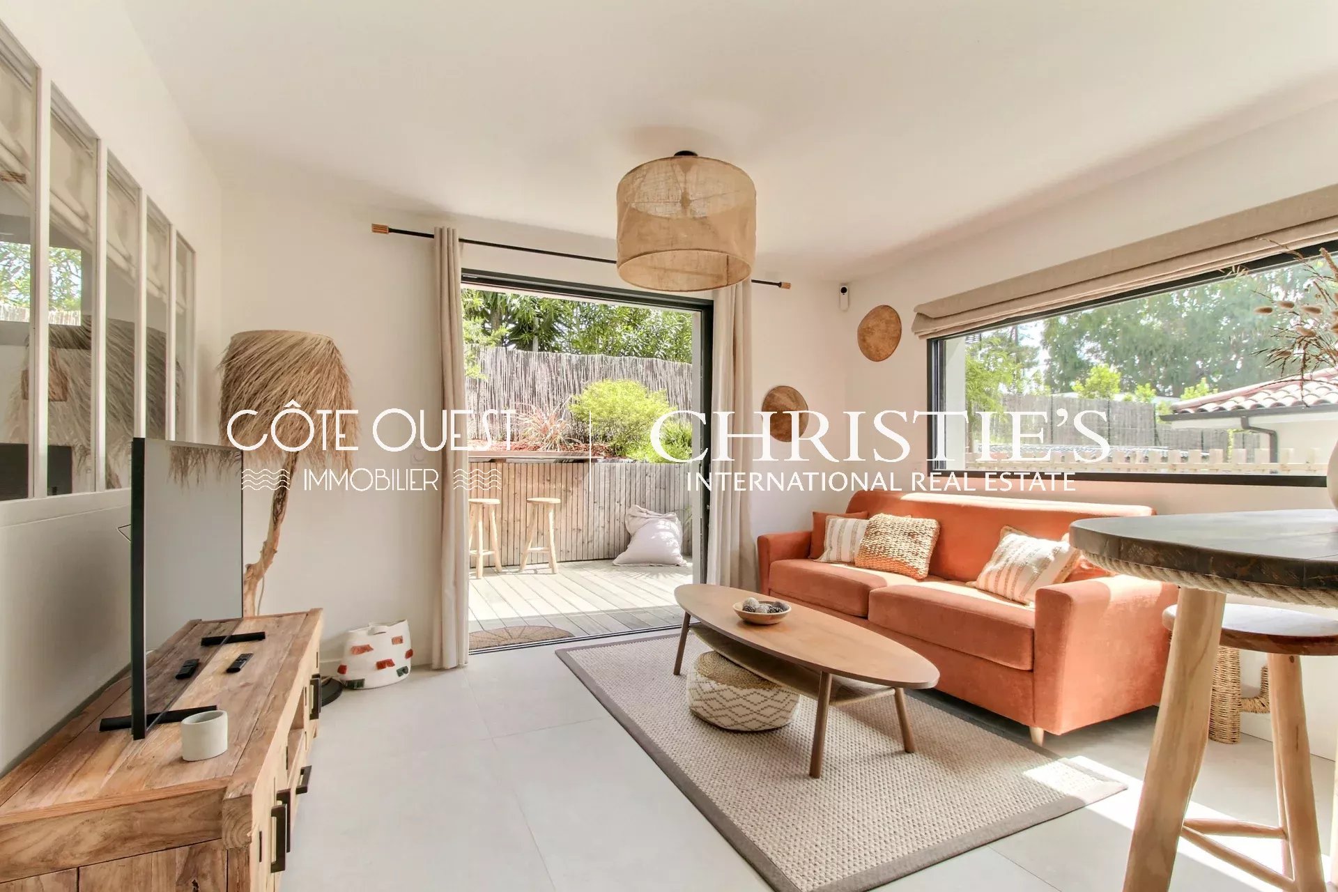 3 Bedroom Villa/Townhouse's Image 12