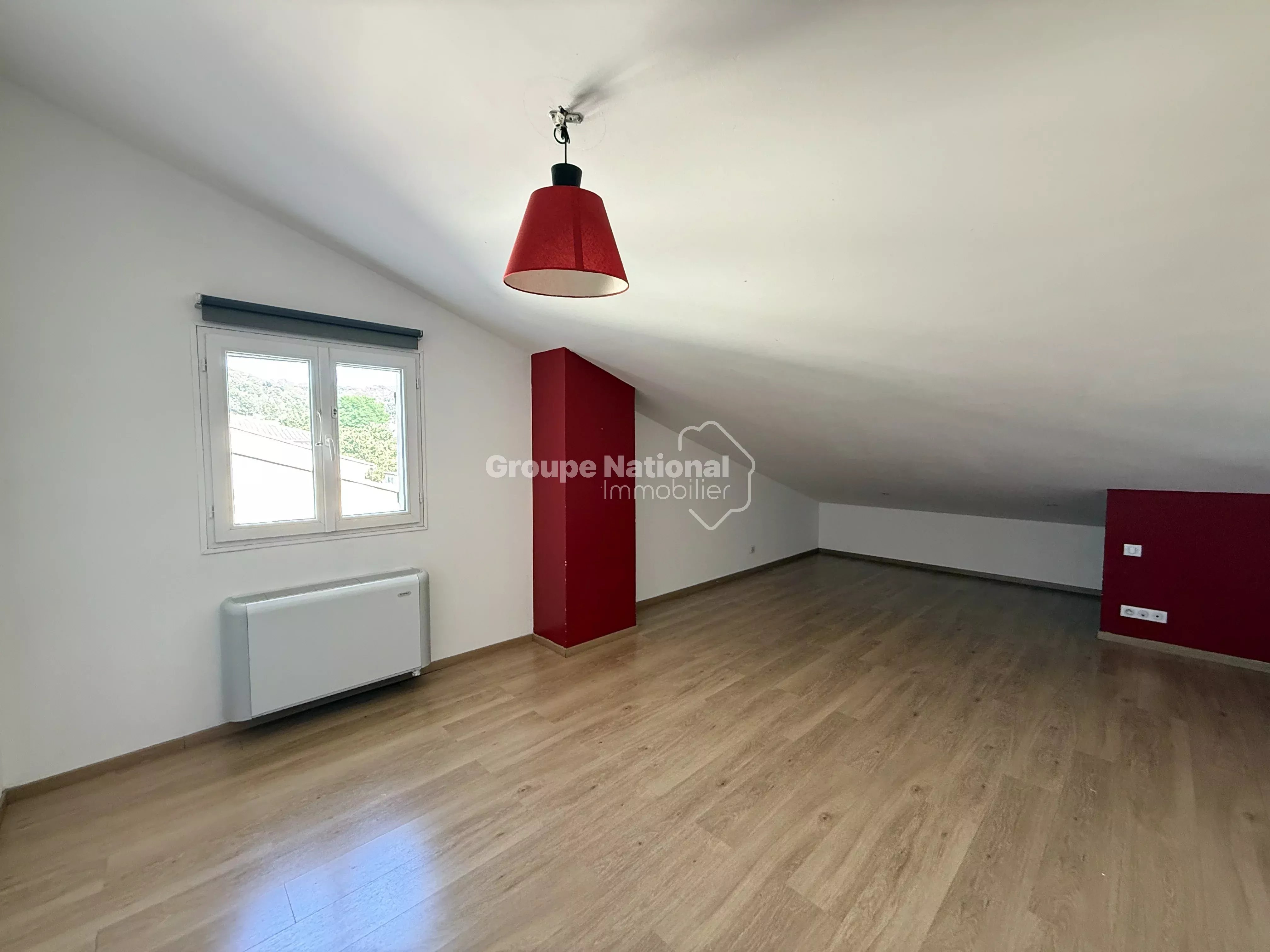 CHATEAURENARD - Maison 5 pièces 134,79 M²