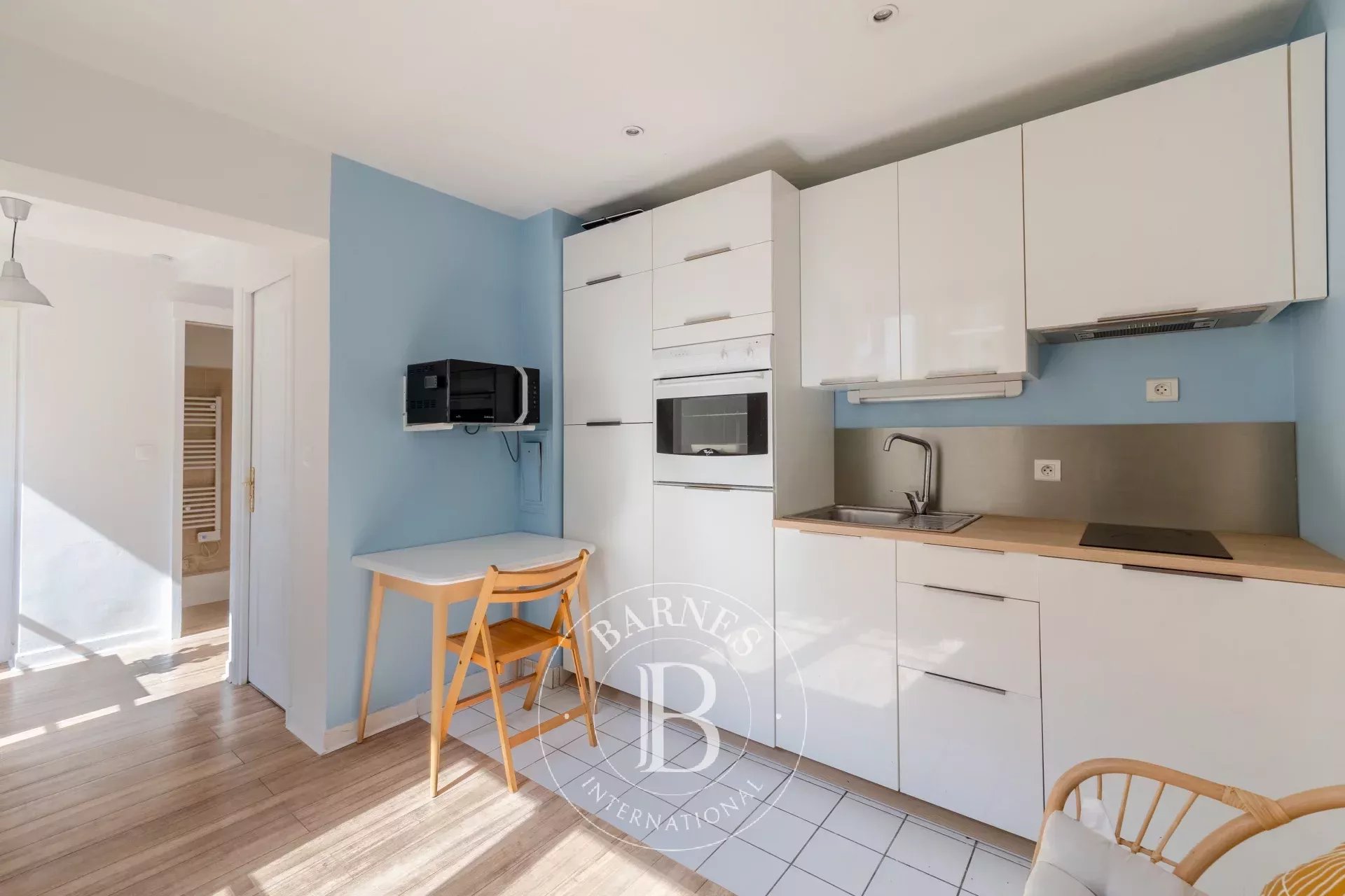 Daire Paris 3ème - picture 7