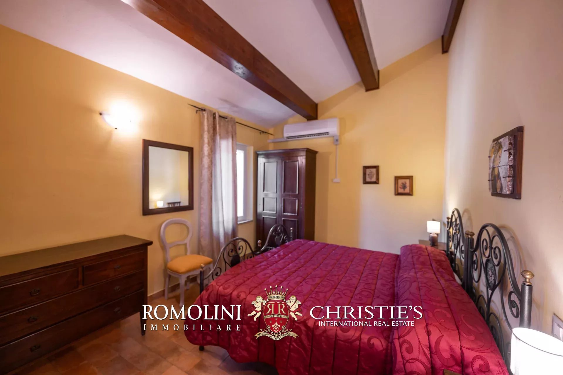 21 Bedroom Villa/Townhouse's Image 54