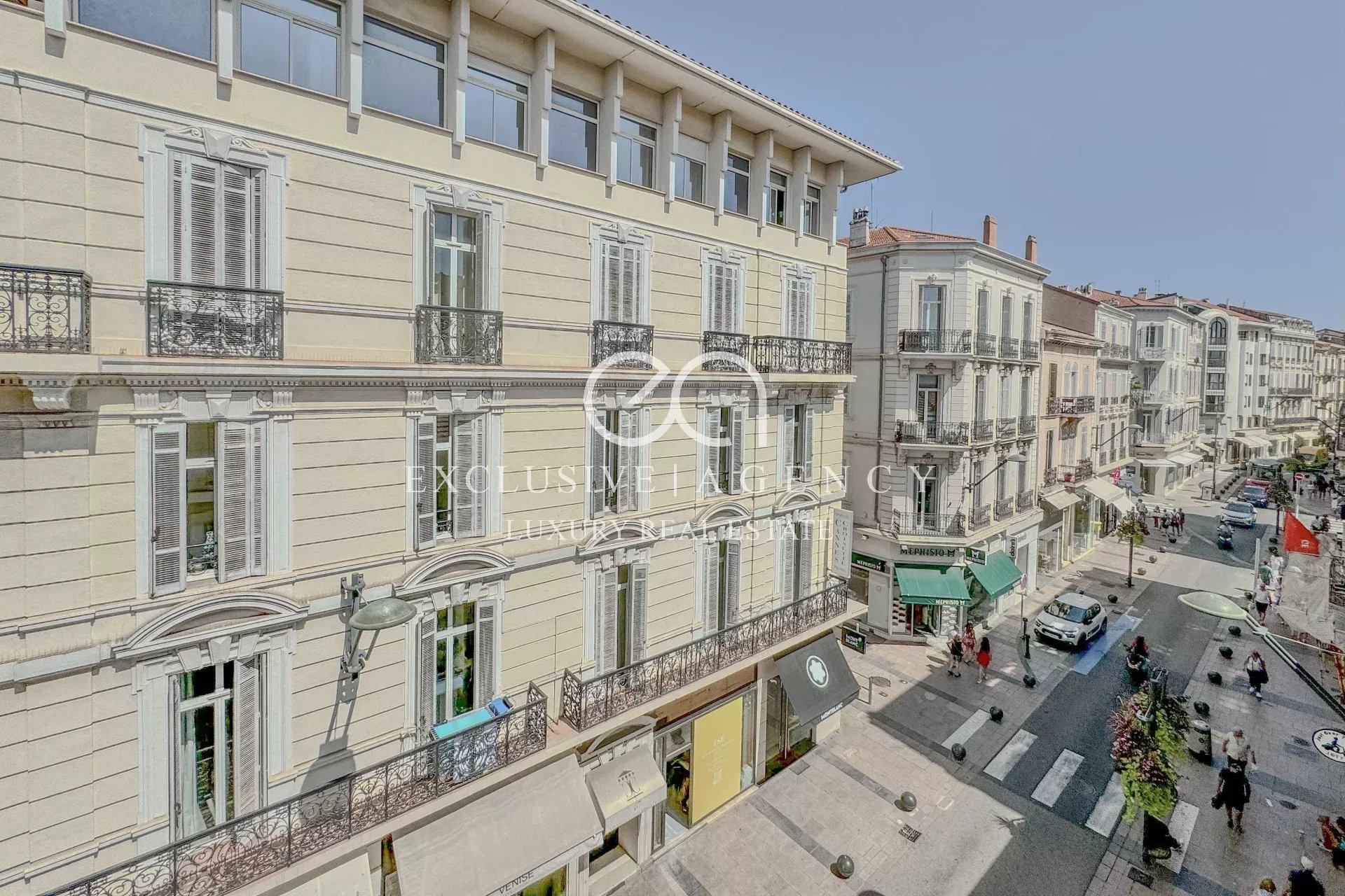 Cannes city center luxury apartment, 4 rooms, 96m²