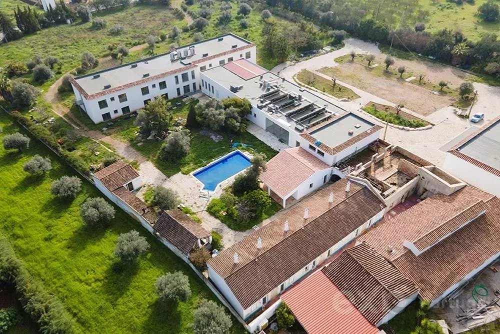 H&ocirc;tel &agrave; venda em Santa Catarina, Tavira, Algarve, Portugal.