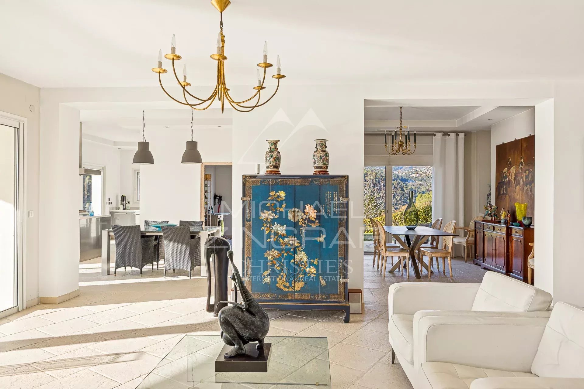 5 Bedroom Villa/Townhouse's Image 8