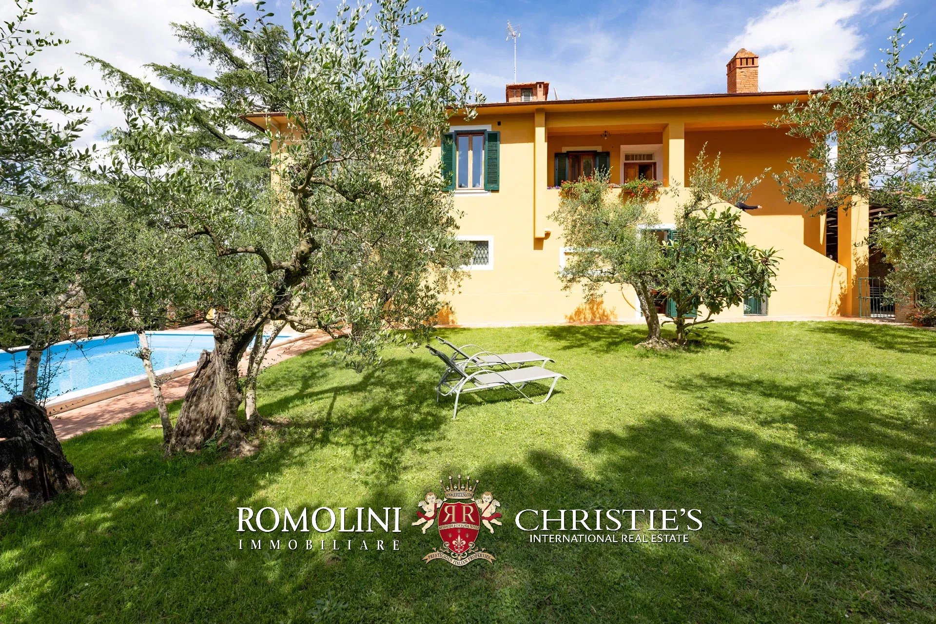 9 Bedroom Villa/Townhouse's Image 43