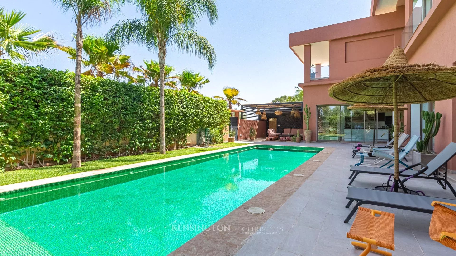 5 Bedroom Villa/Townhouse's Image 8