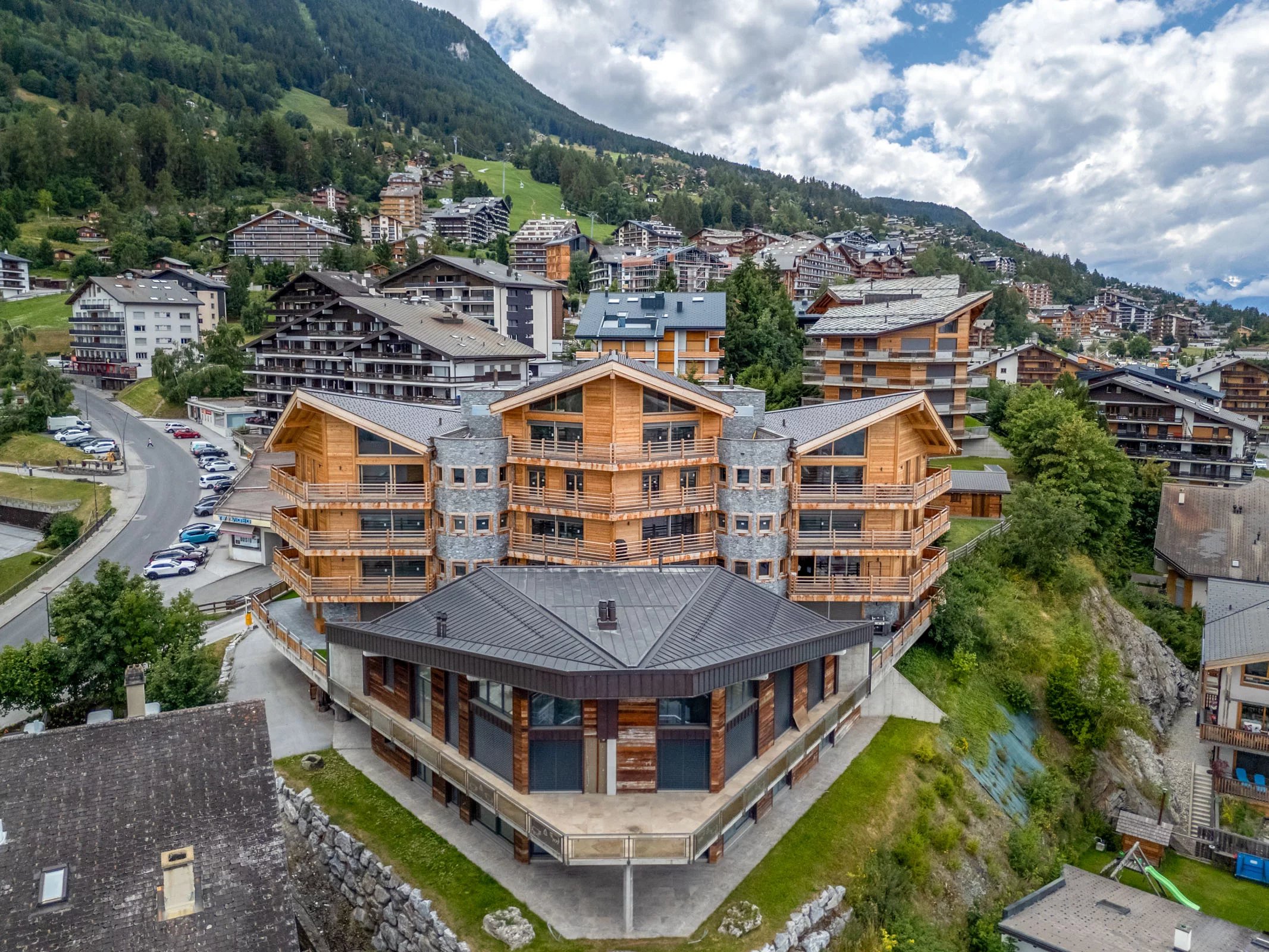 Prächtige Duplex-Attikawohnung im Herzen von Nendaz