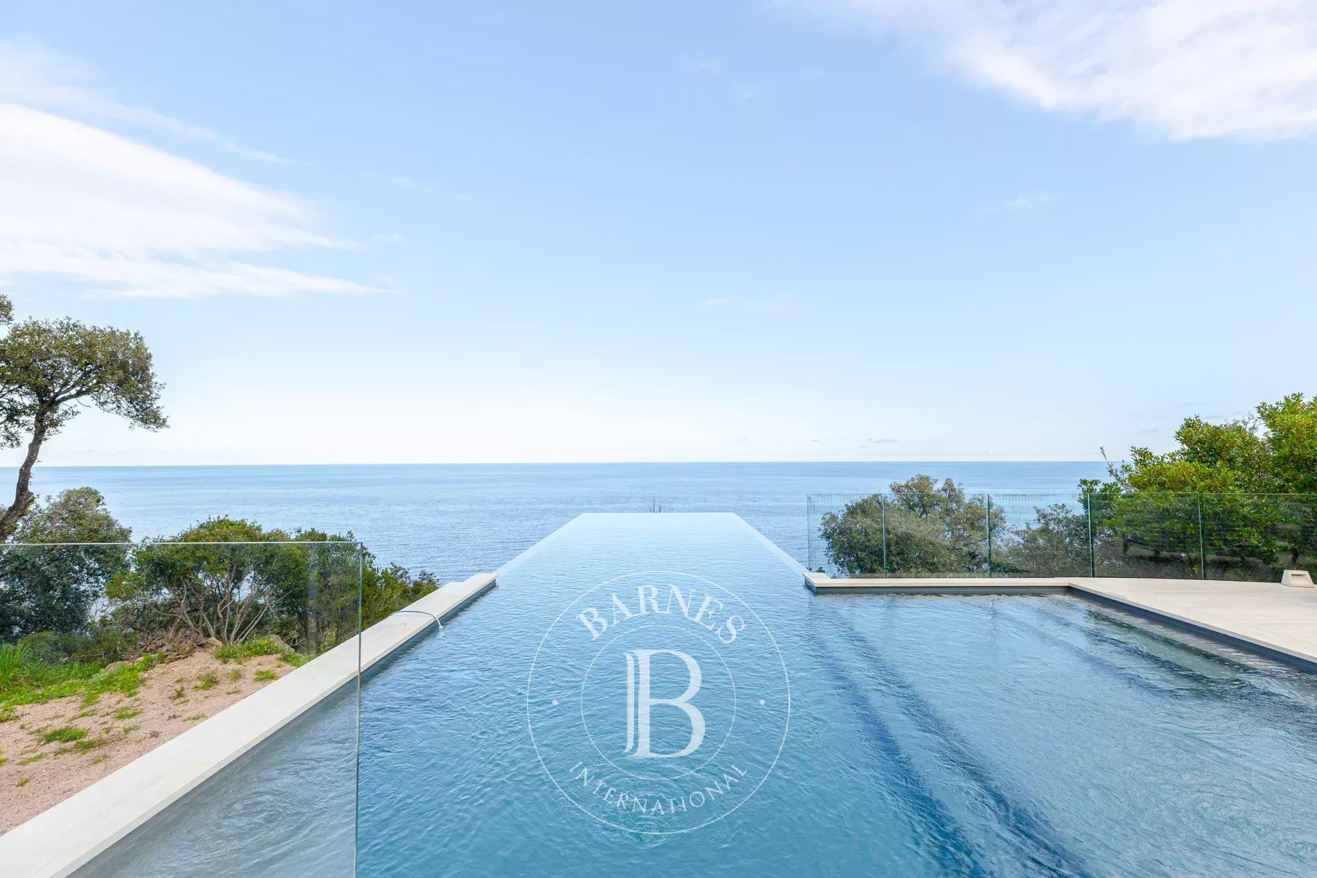 Villa Sari-Solenzara  -  ref 86854505 (picture 3)