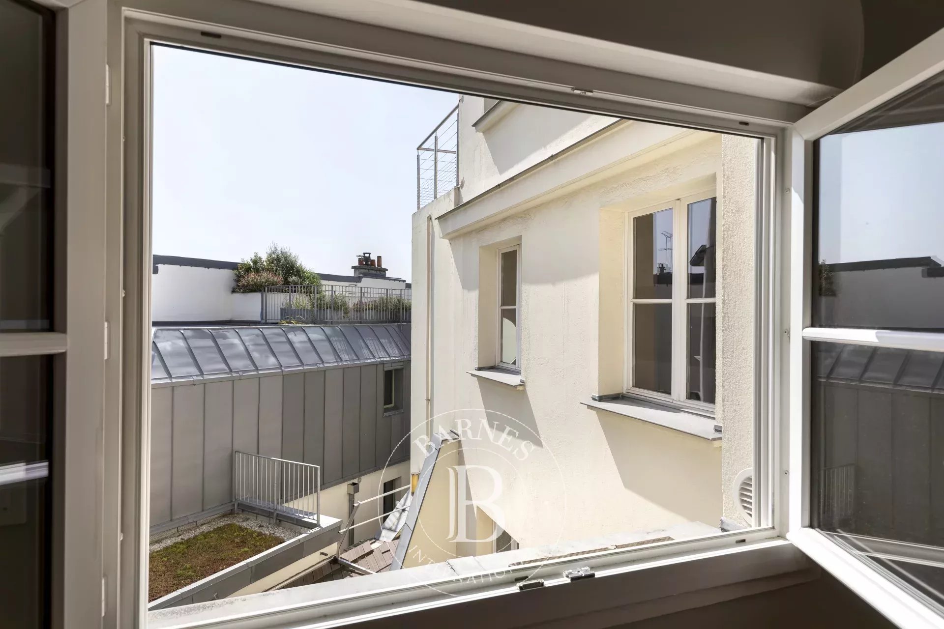 Daire Paris 3ème - picture 10