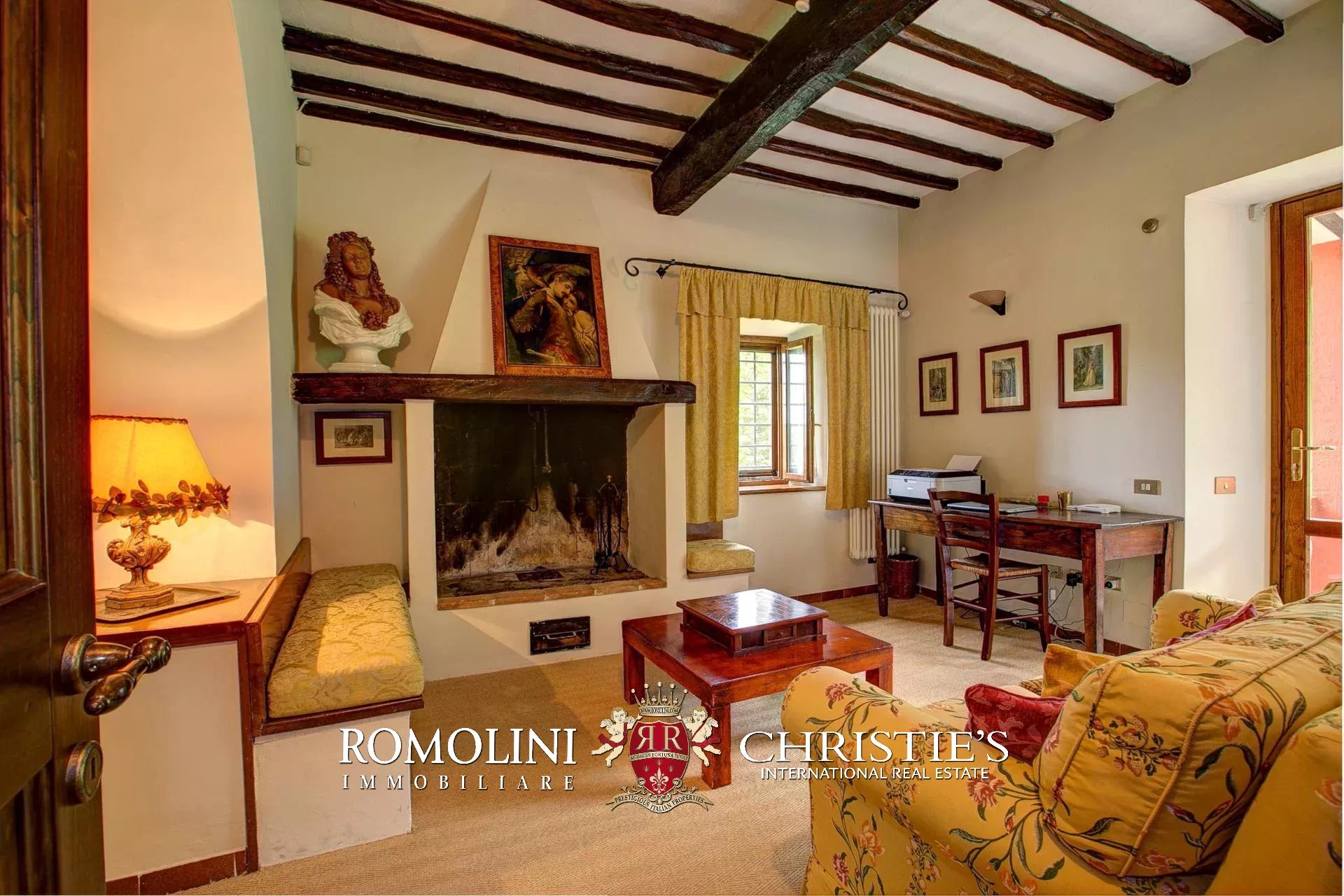 5 Bedroom Villa/Townhouse's Image 25
