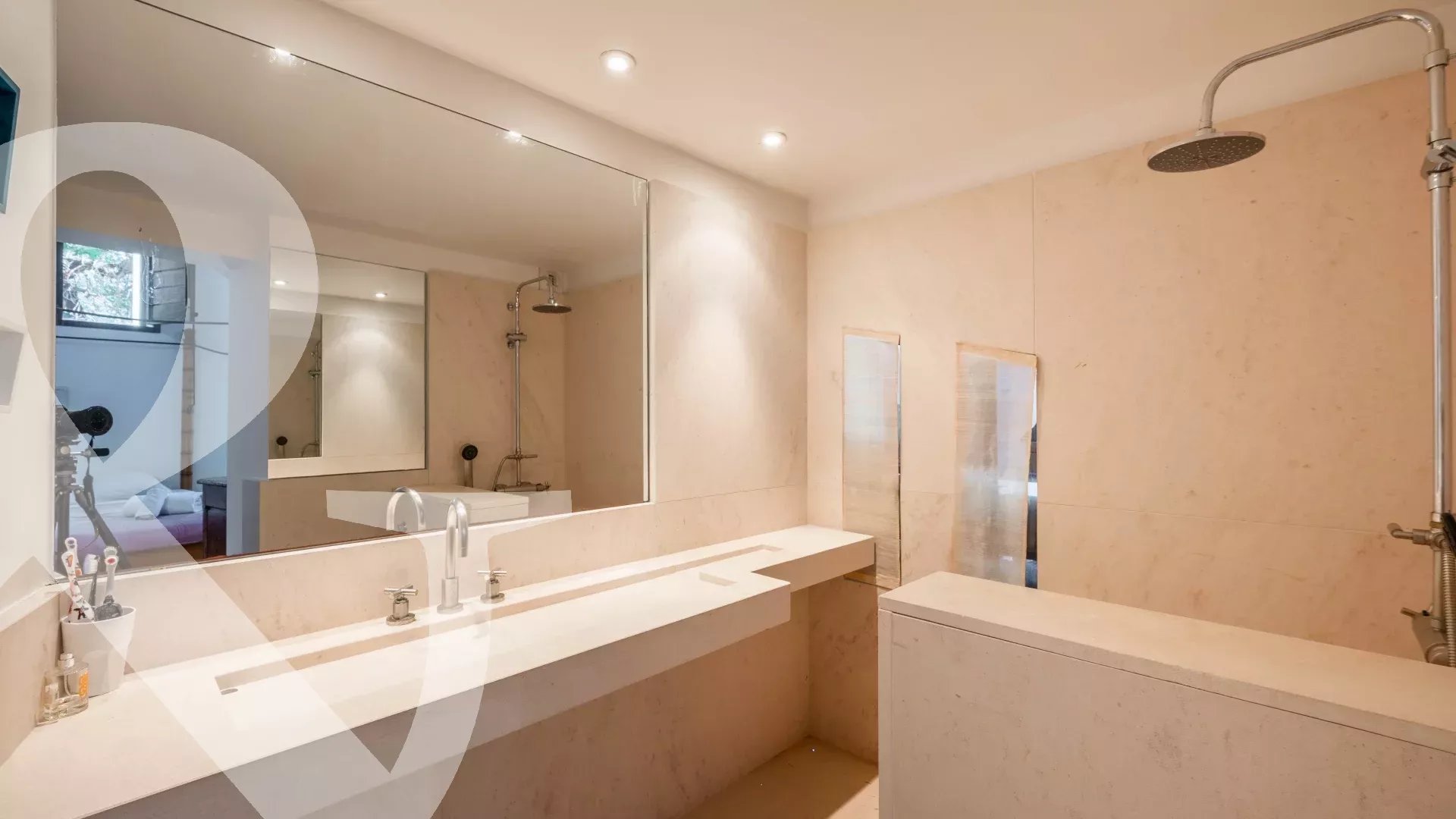 MAGNIFIQUE VUE SUR LA BAIE DE RONDINARA