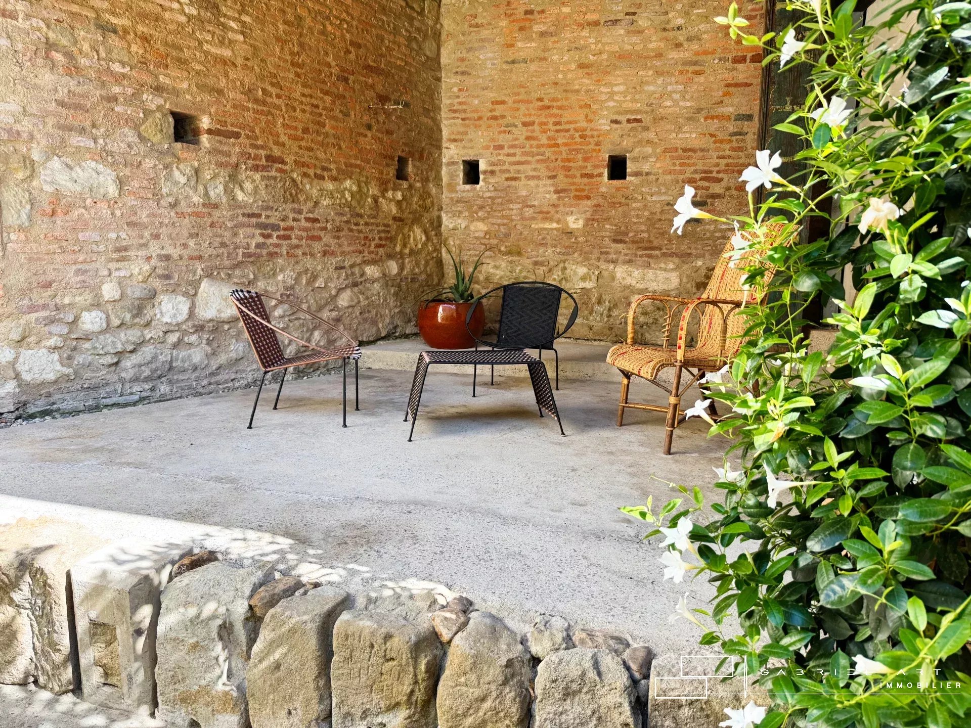 Agence immobilière de 