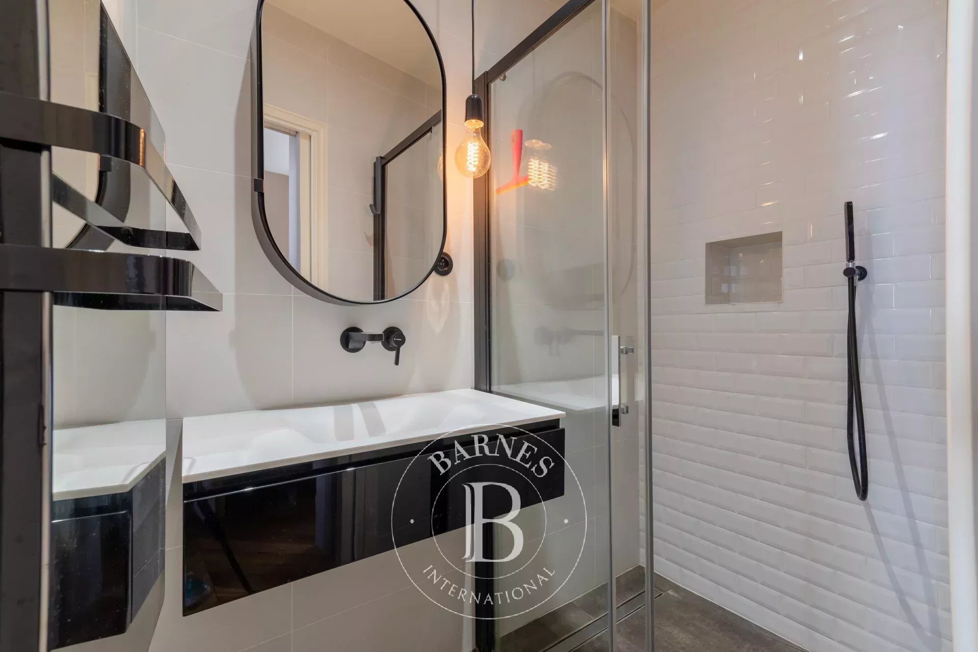 Daire Paris 4ème - picture 12