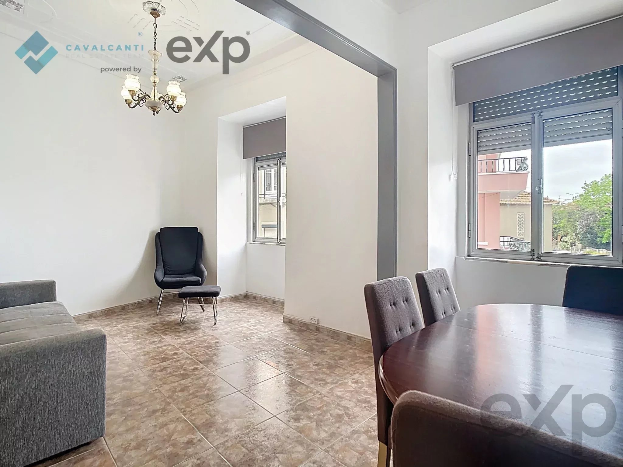 T1 + 1 in Campolide, Lisbon charm and quality of life near the Amoreiras 86914849 image 5